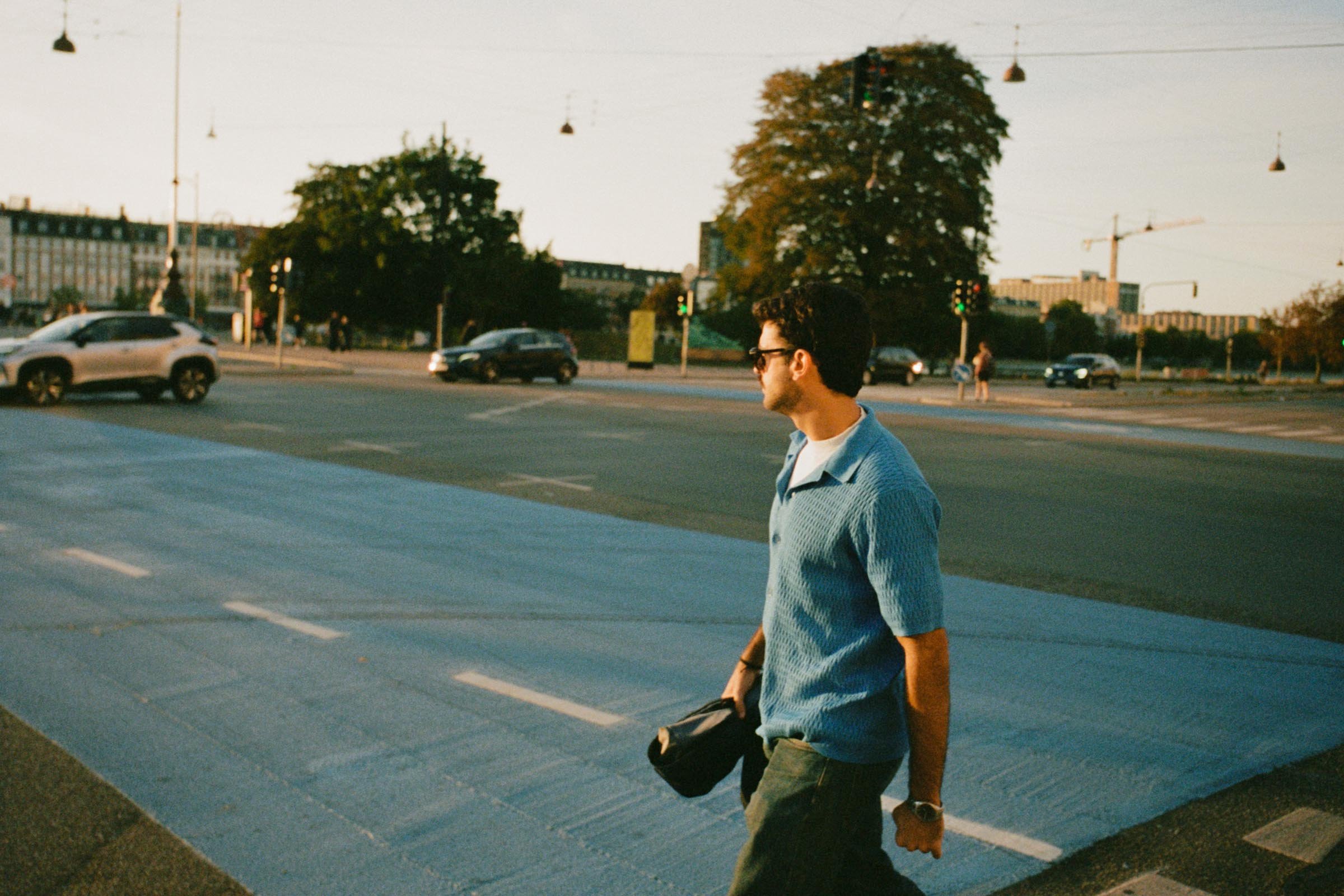 000077620008-3.jpg