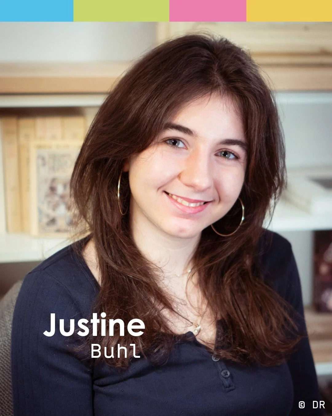 🖋 𝗜𝗡𝗩𝗜𝗧𝗘́𝗘 #FDL2026 🧡
Justine Buhl (@justineebuhl) est invit&eacute;e Forum du Livre ✨
V&eacute;ritable sensation sur les r&eacute;seaux litt&eacute;raires, Villa Camilla est paru chez @hachetteromans le 11 f&eacute;vrier dernier et ne cesse