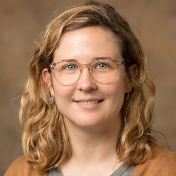 Fleckman, Julia Headshot.png