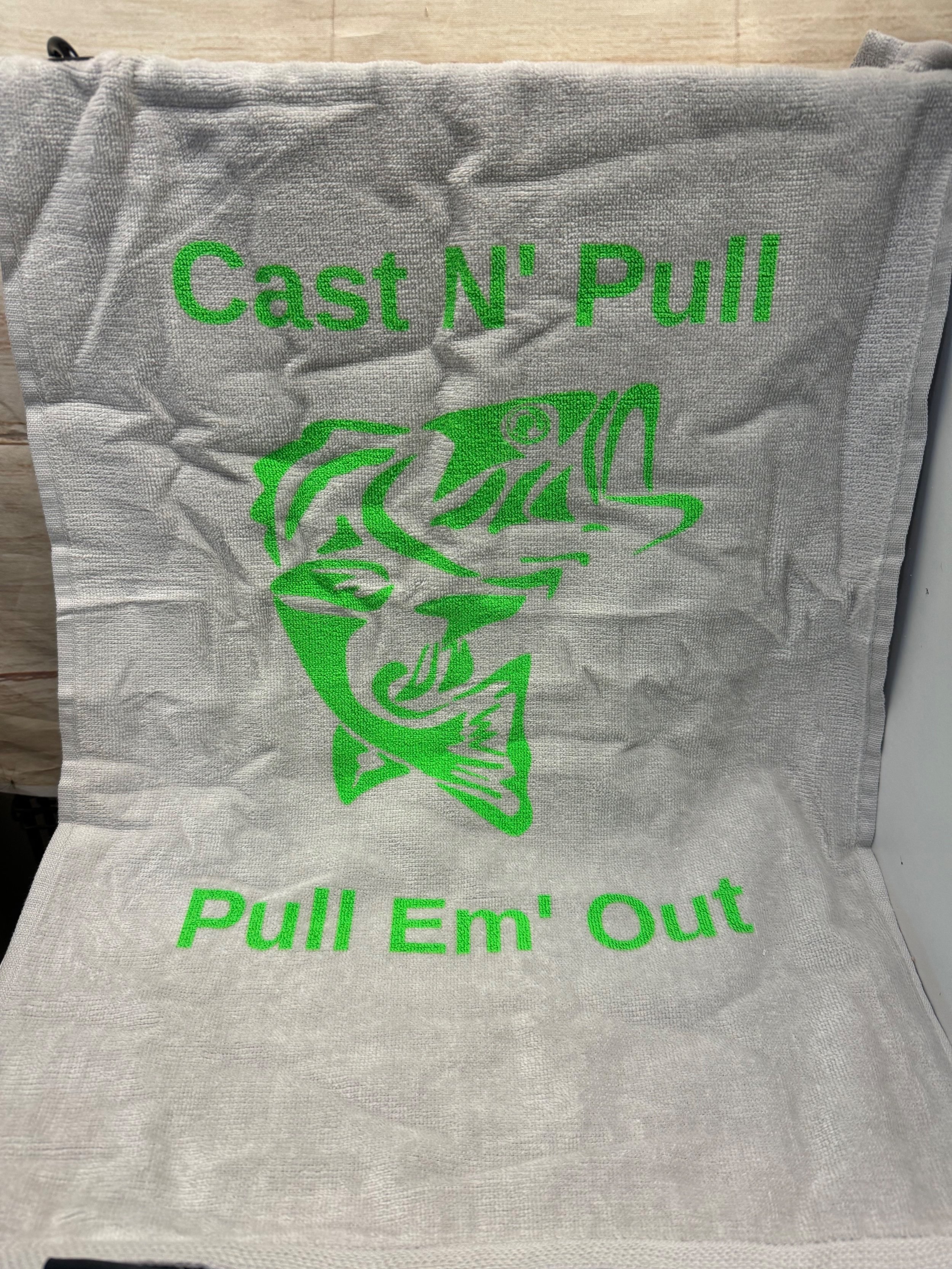 Cast N' Pull boat towels