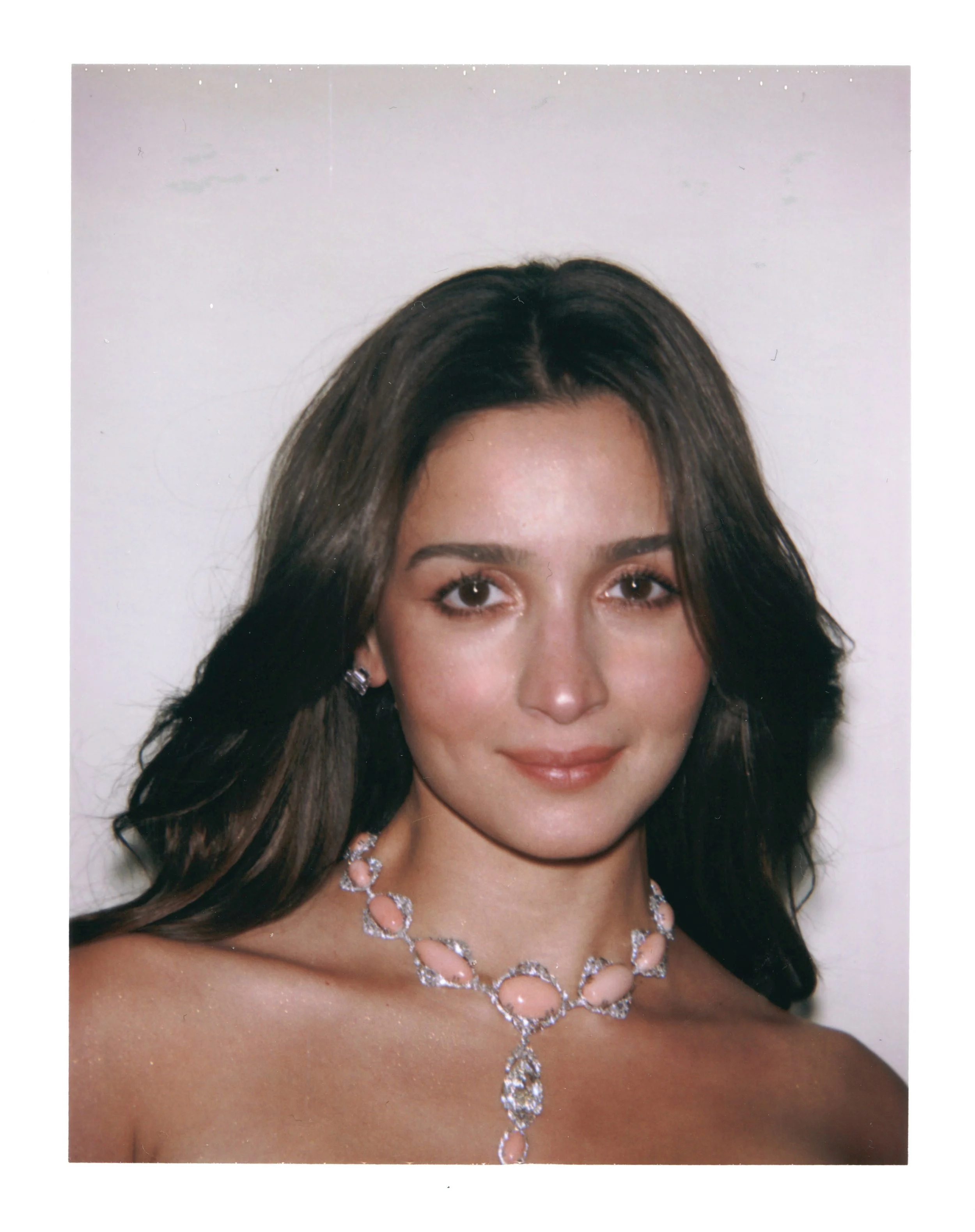 1205_digital_cannes26_bts_Alia Bhatt_dmi_static_na_no-cta_11.JPG