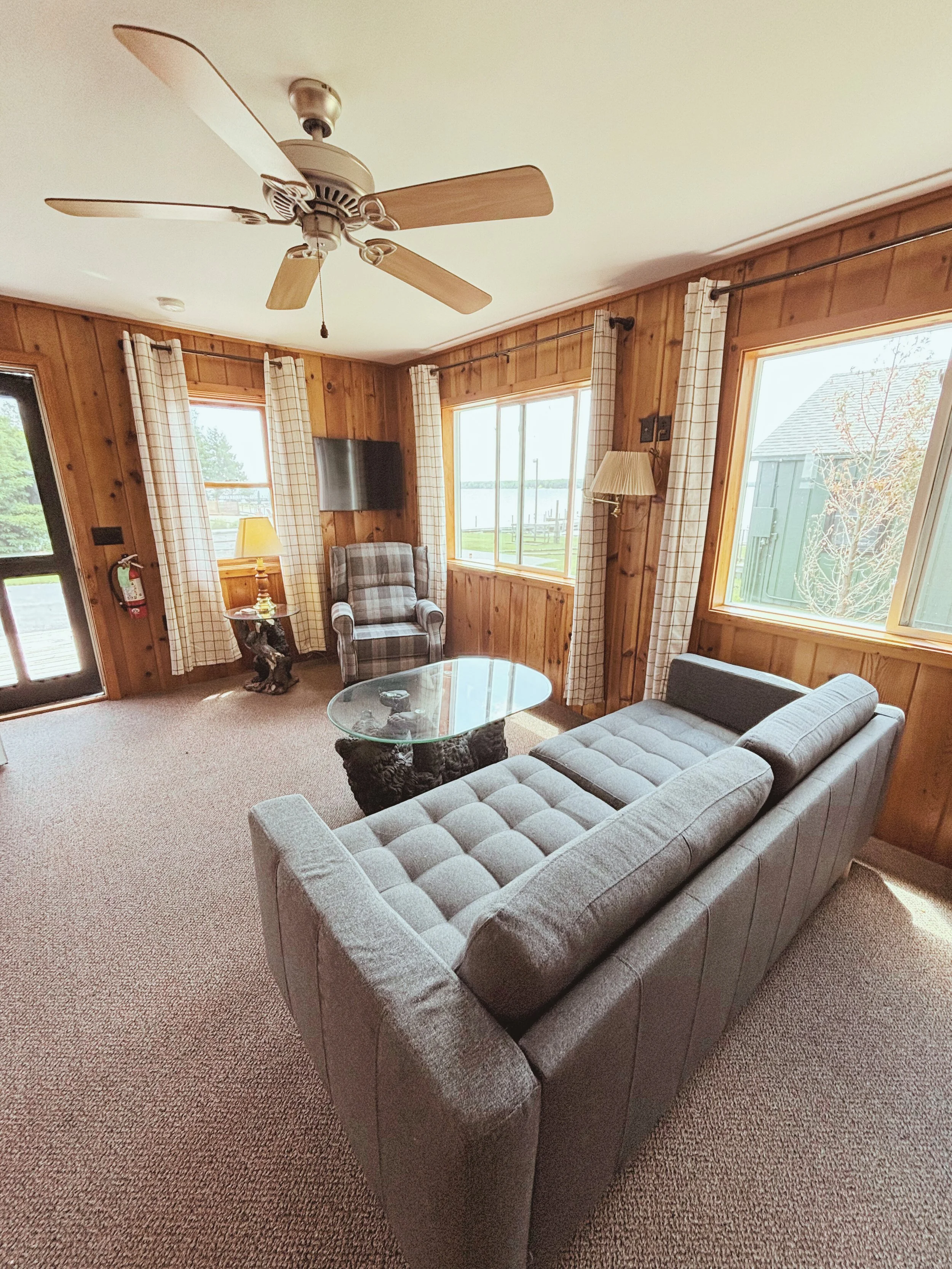Large lake view sitting area