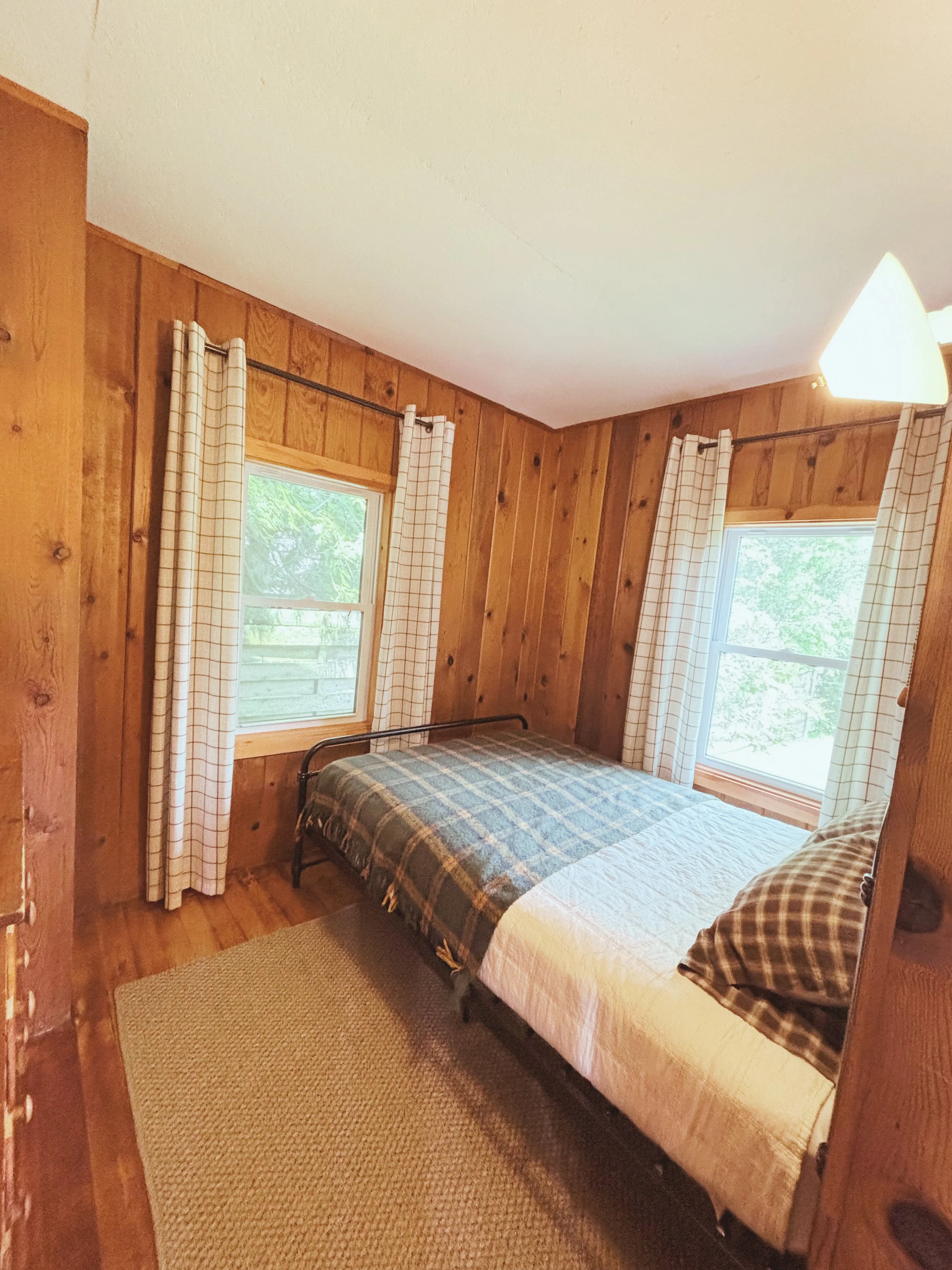 Full bed