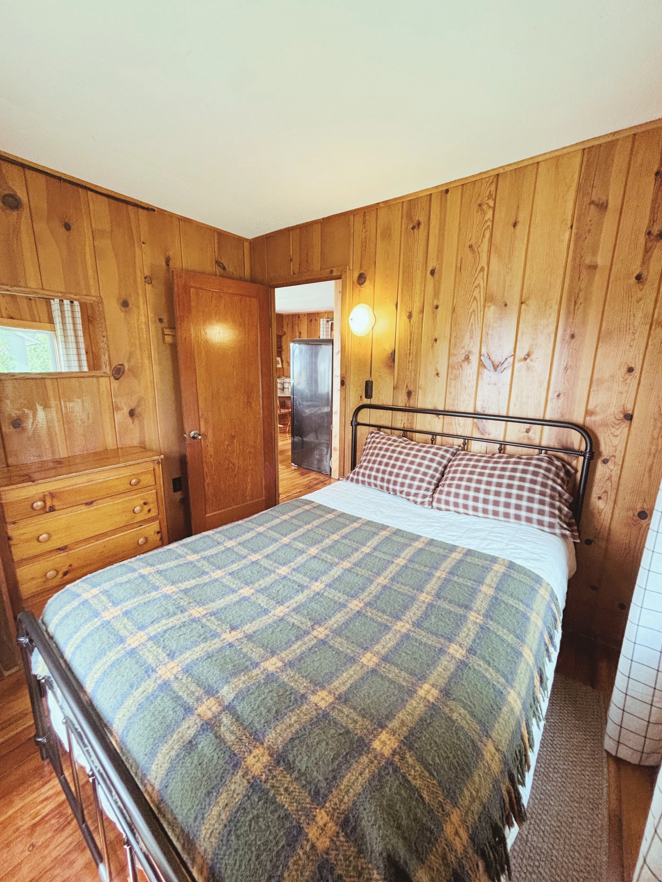 Full bed