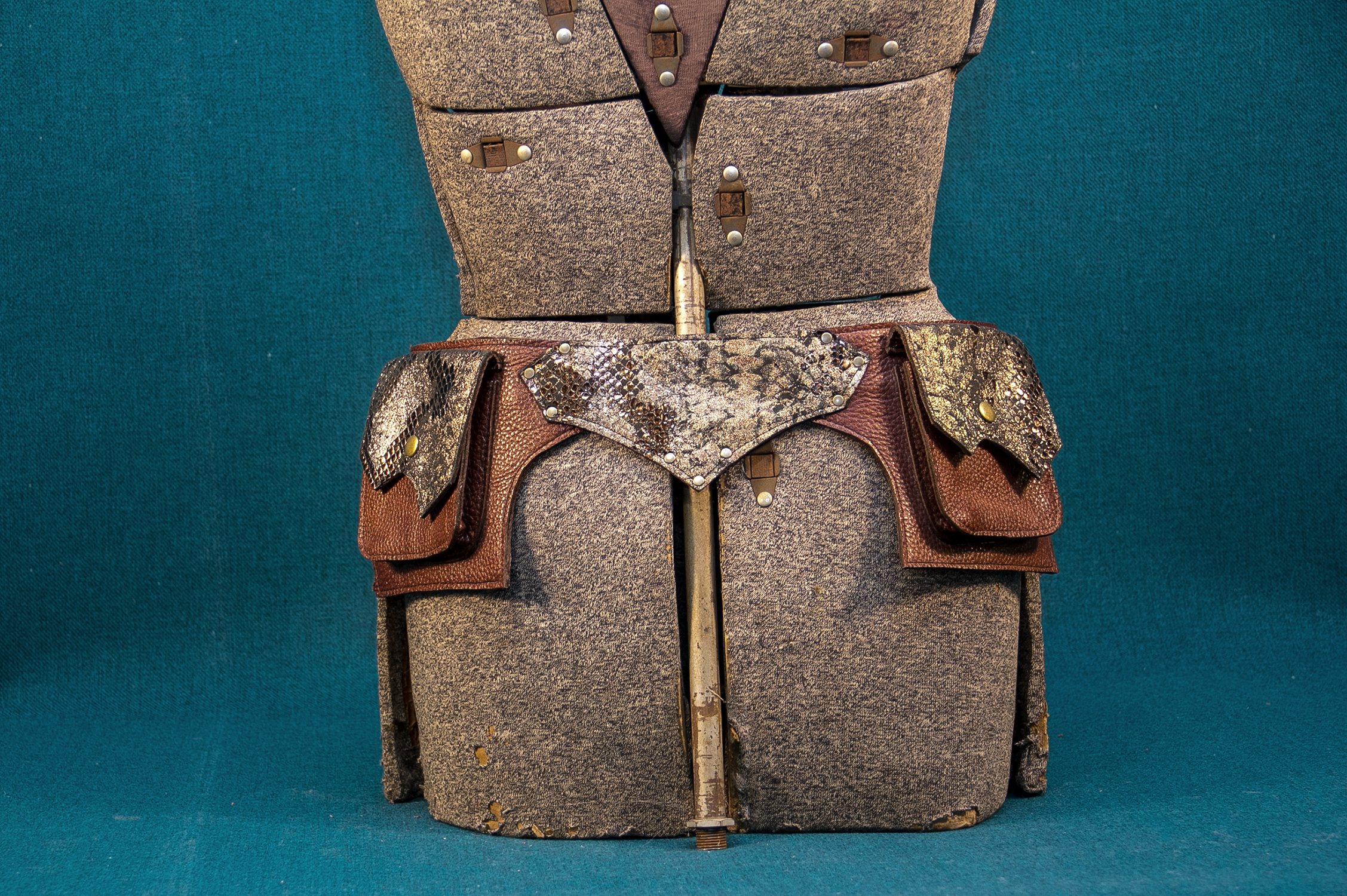 DOUBLE_BROWN_GOLD_SNAKE_4.png