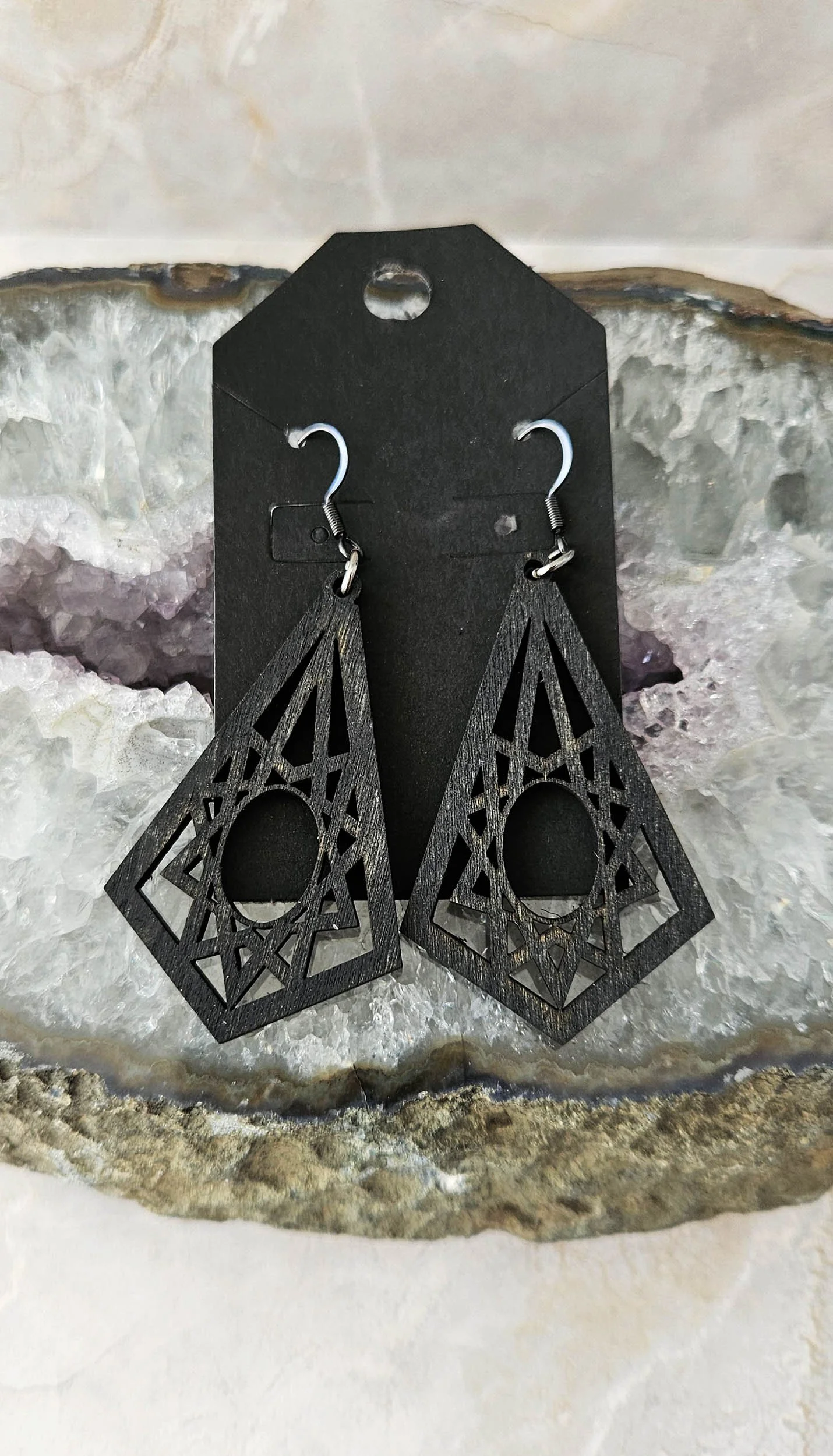 wood_earring_black_geometry_A.jpg