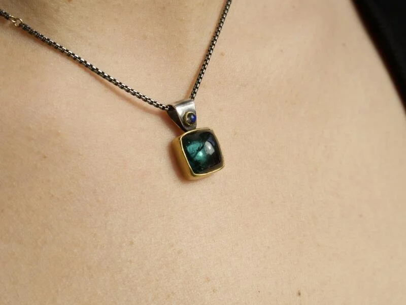 LFJ modeled blue tourmaline pendant 2.jpg