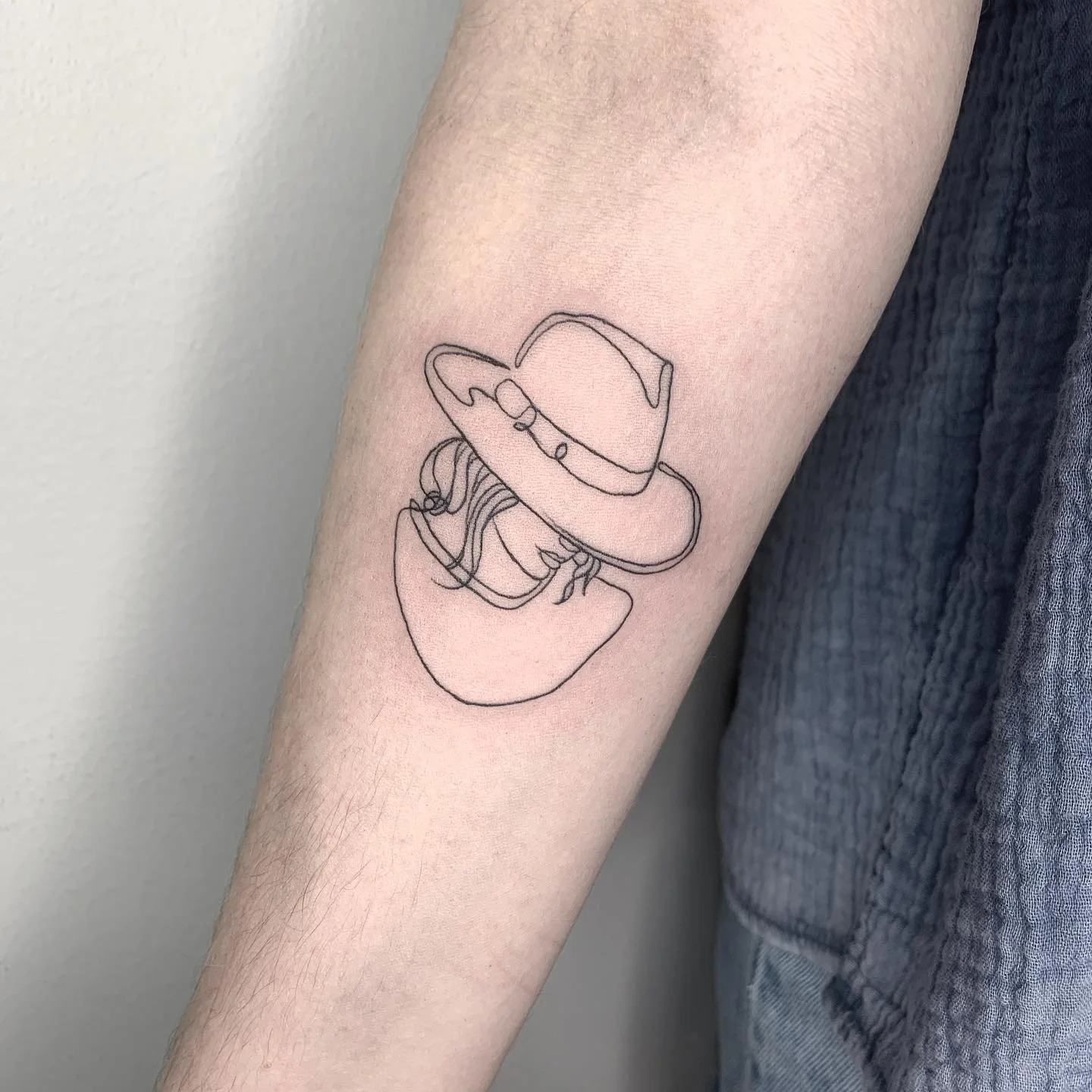 For Billie to honour her inner cowgirl 🖤

@jaynedoetattoo