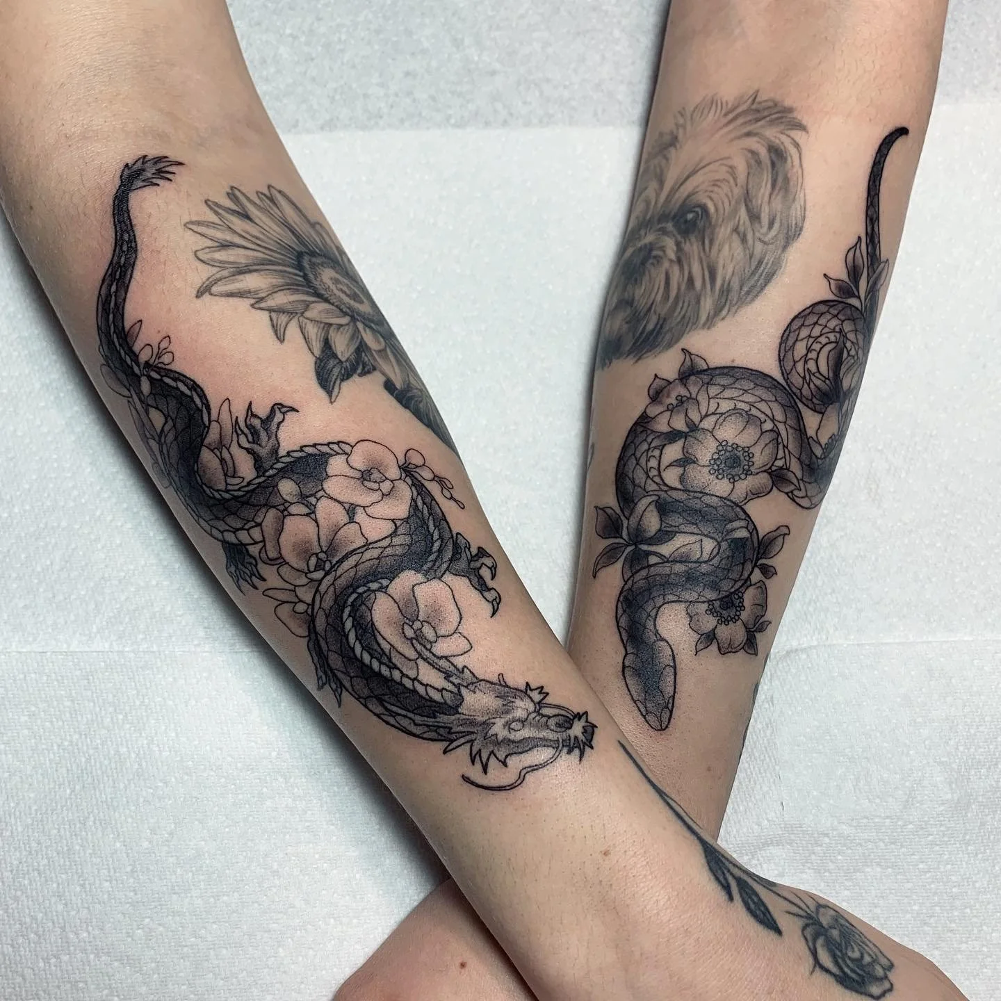 Had a blast tattooing these matching pieces for Cam, thanks so much! 🖤
@jaynedoetattoo