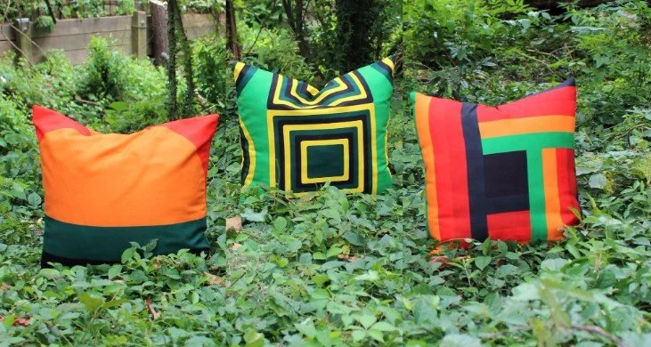 " Land " 3PC Pillow Cover Set (red, green, yellow & black)