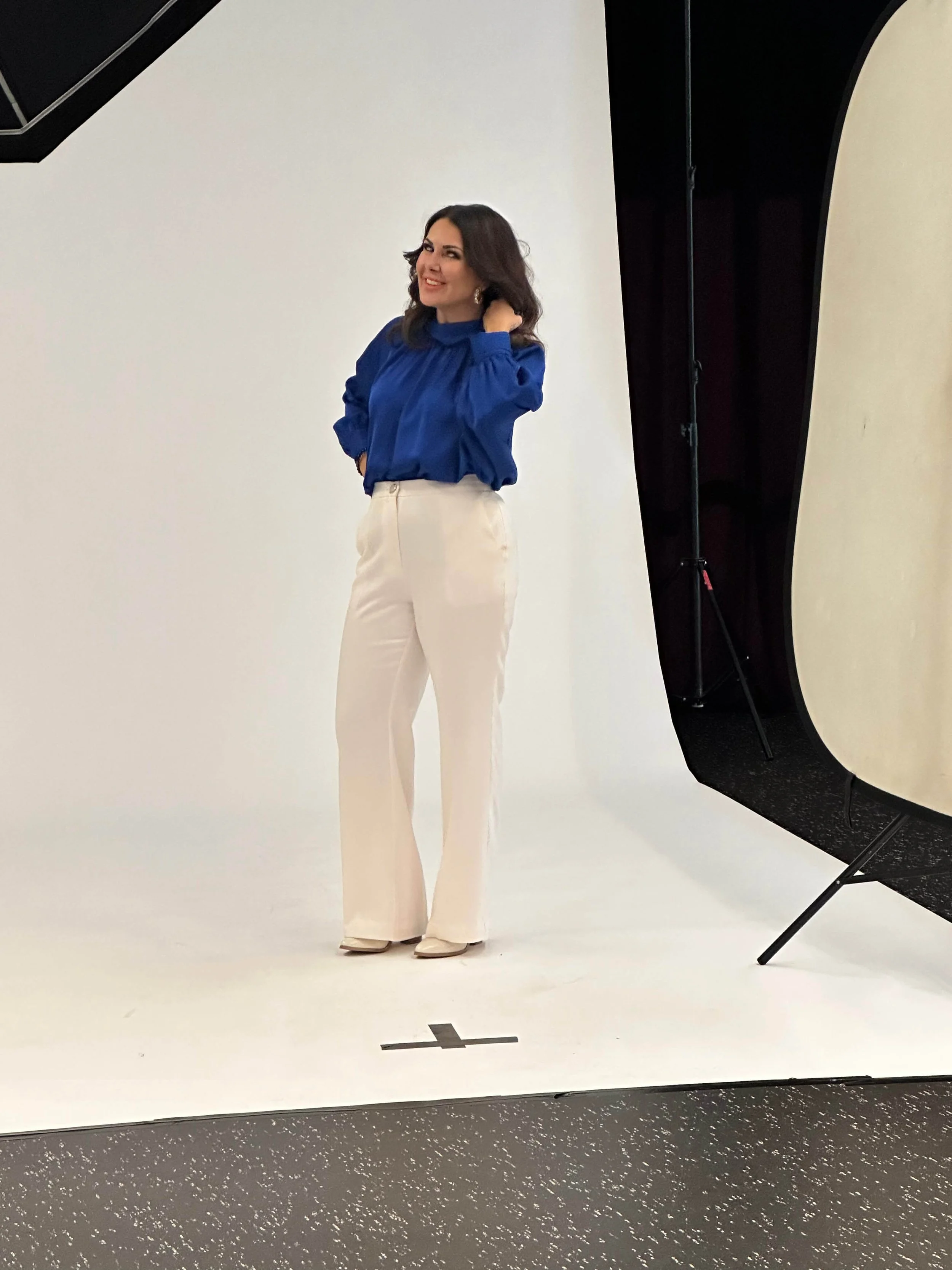 KSS-dress-hire-Kerry-Brownell-gallery-image-blue-and-white-outfit.jpg