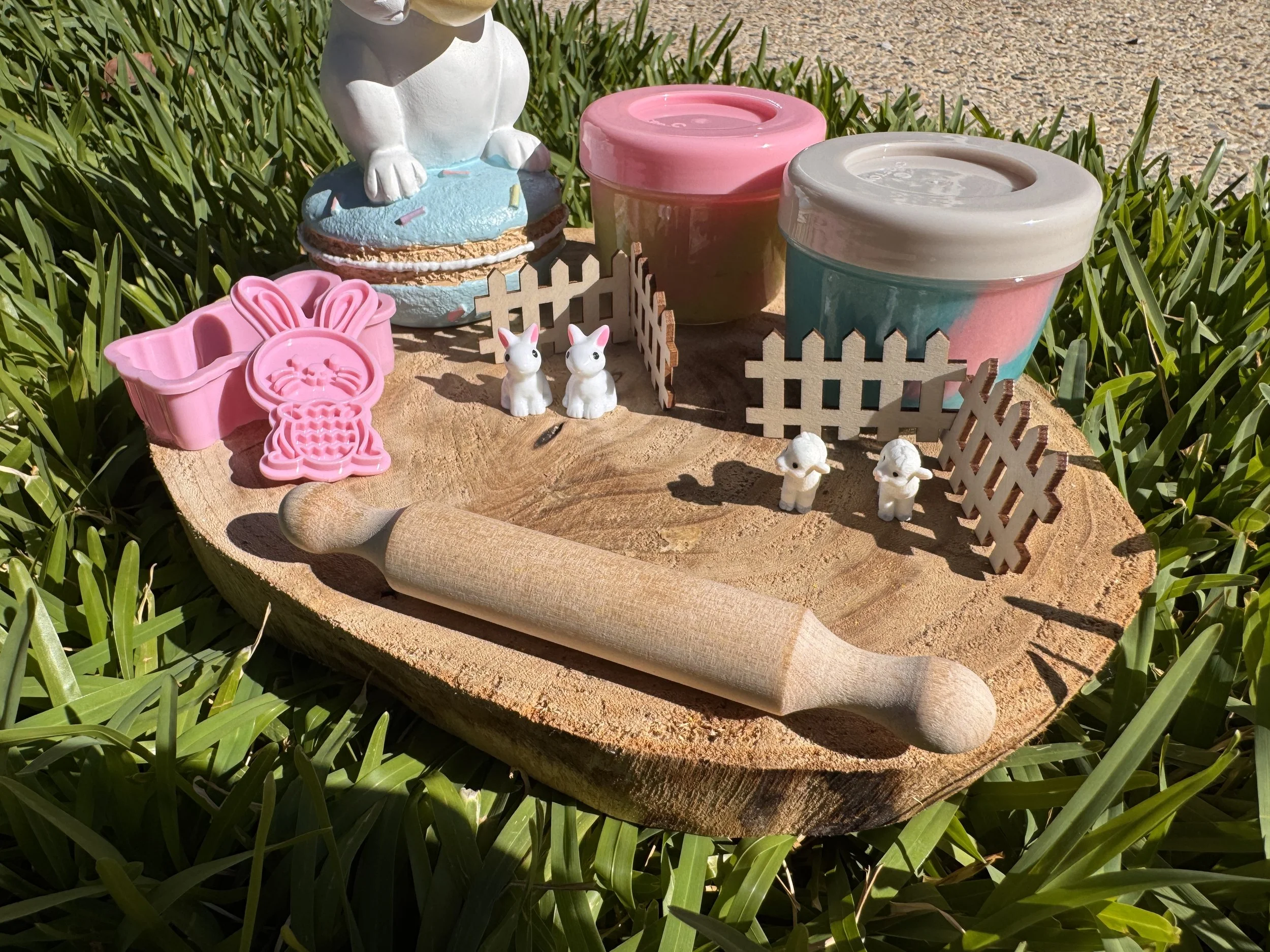 Meadow Munchkins Playdough Kit