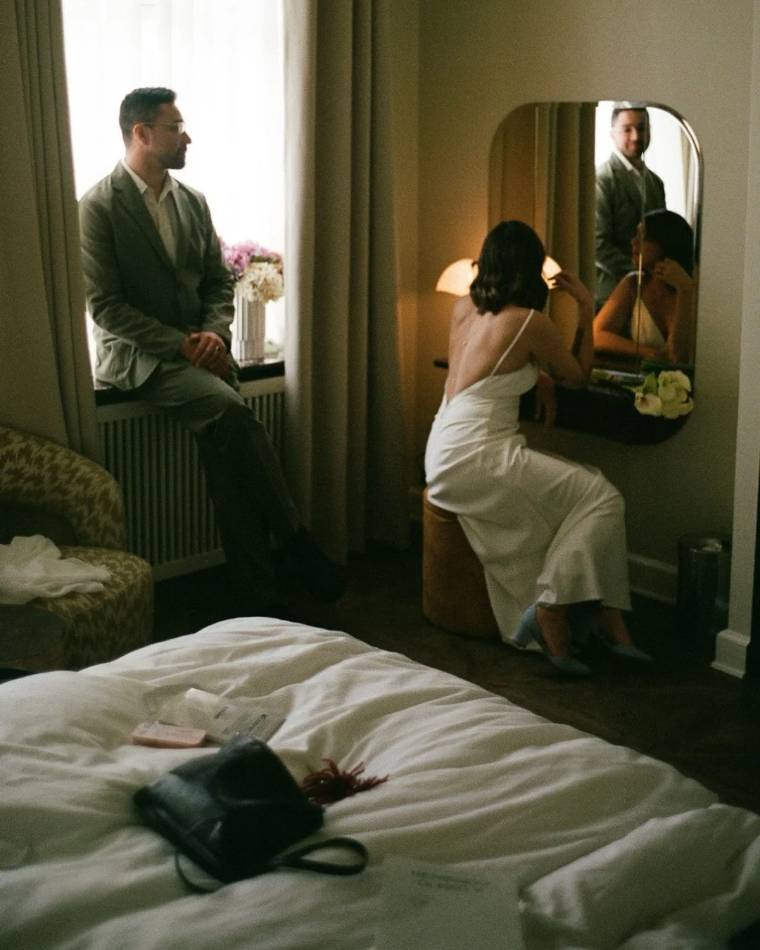 what fun, documenting people in love 💕 so grateful to Whitney &amp; Stephan for having me there 

.
.
.
Copenhagen City Hall Wedding, Film Wedding Photographer, Courthouse wedding #copenhagenweddingphotographer #filmweddingphotographer #courthousewe