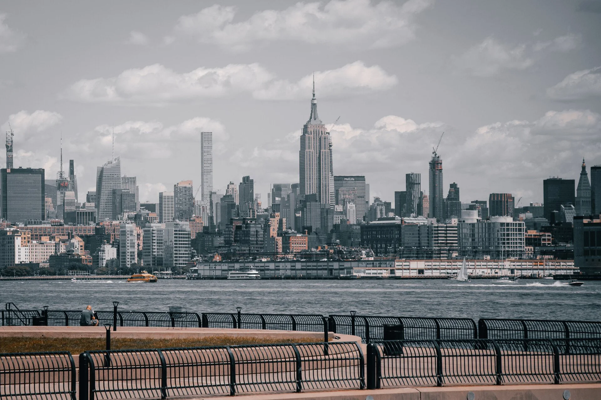 Boat to Jersey City-18.jpg_compressed.JPEG