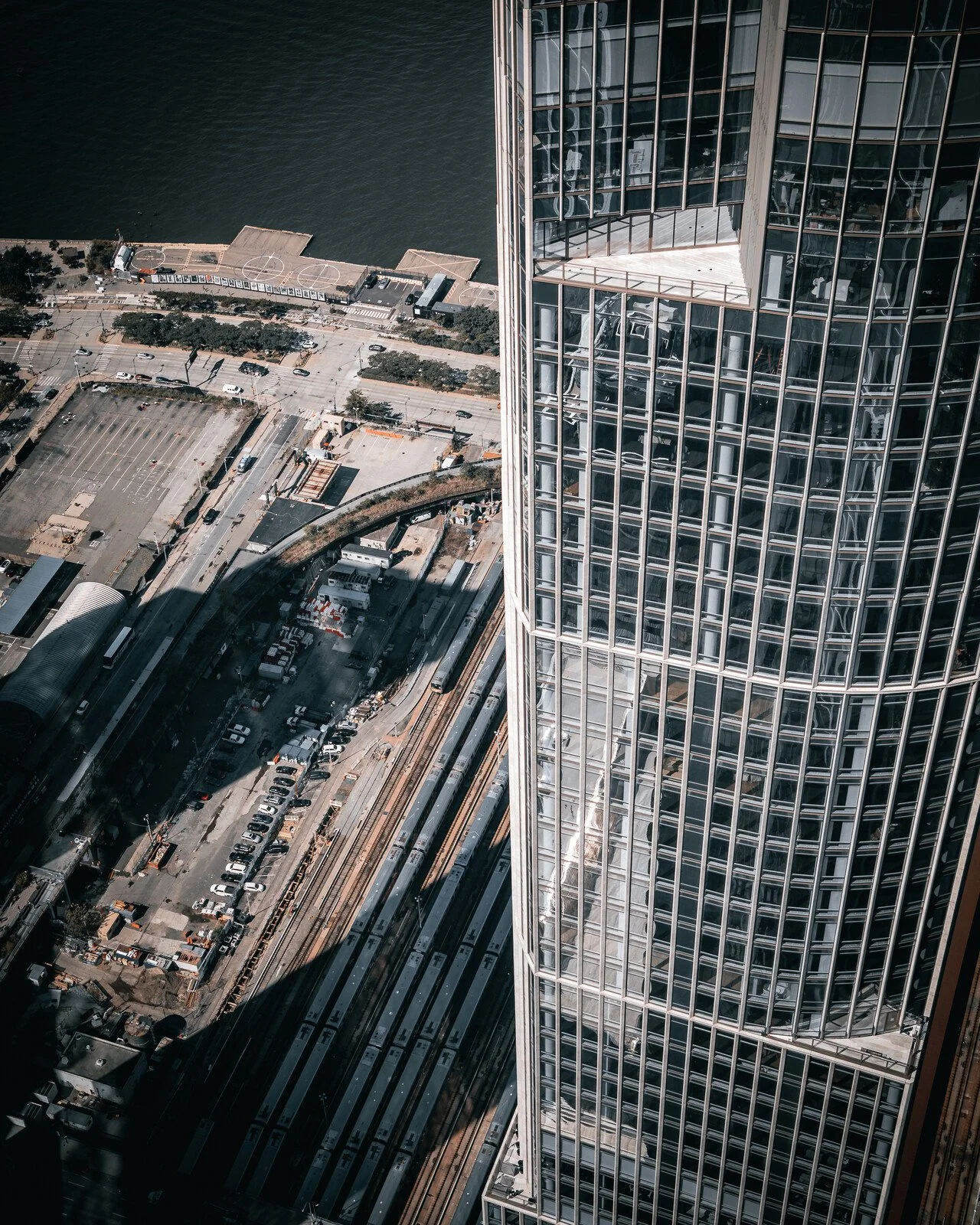THE EDGE - NYC 25.JPEG