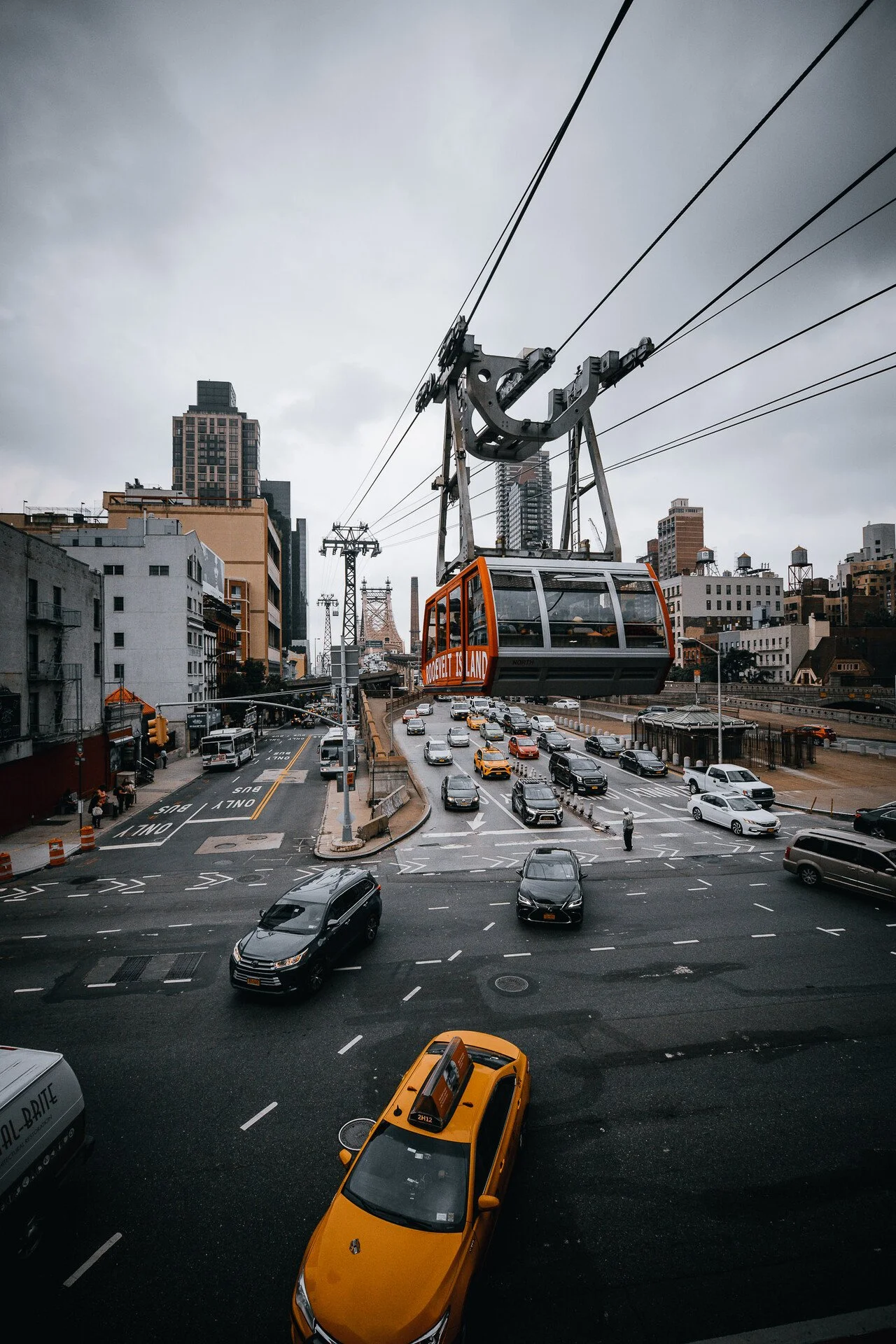 ROOSEVELT CABLE CAR - NYC 4.JPEG
