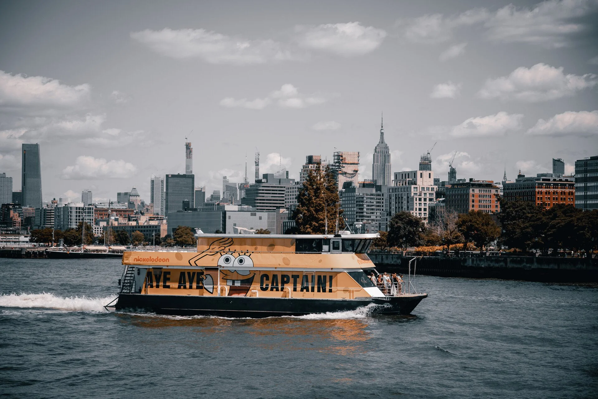 Boat to Jersey City-12.jpg_compressed.JPEG