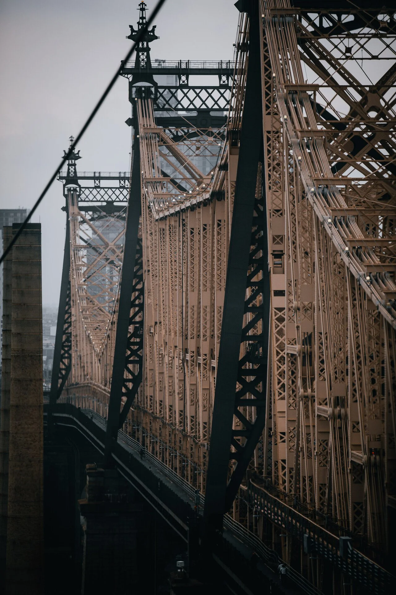 ROOSEVELT CABLE CAR - NYC 53.JPEG