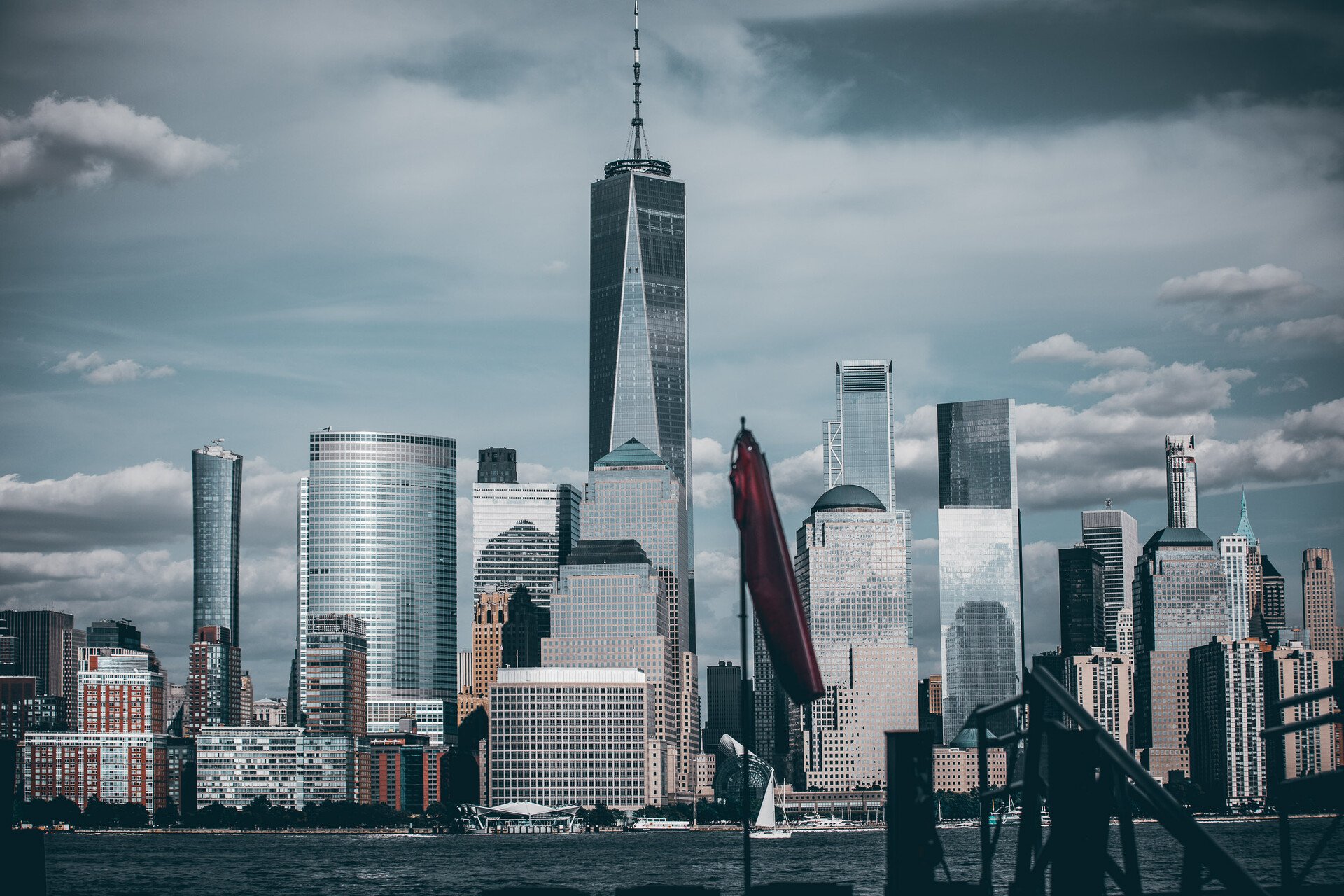 Ferry-1.jpg_compressed.JPEG
