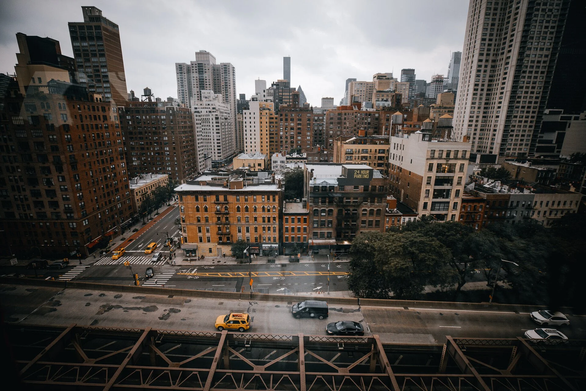 ROOSEVELT CABLE CAR - NYC 35.JPEG
