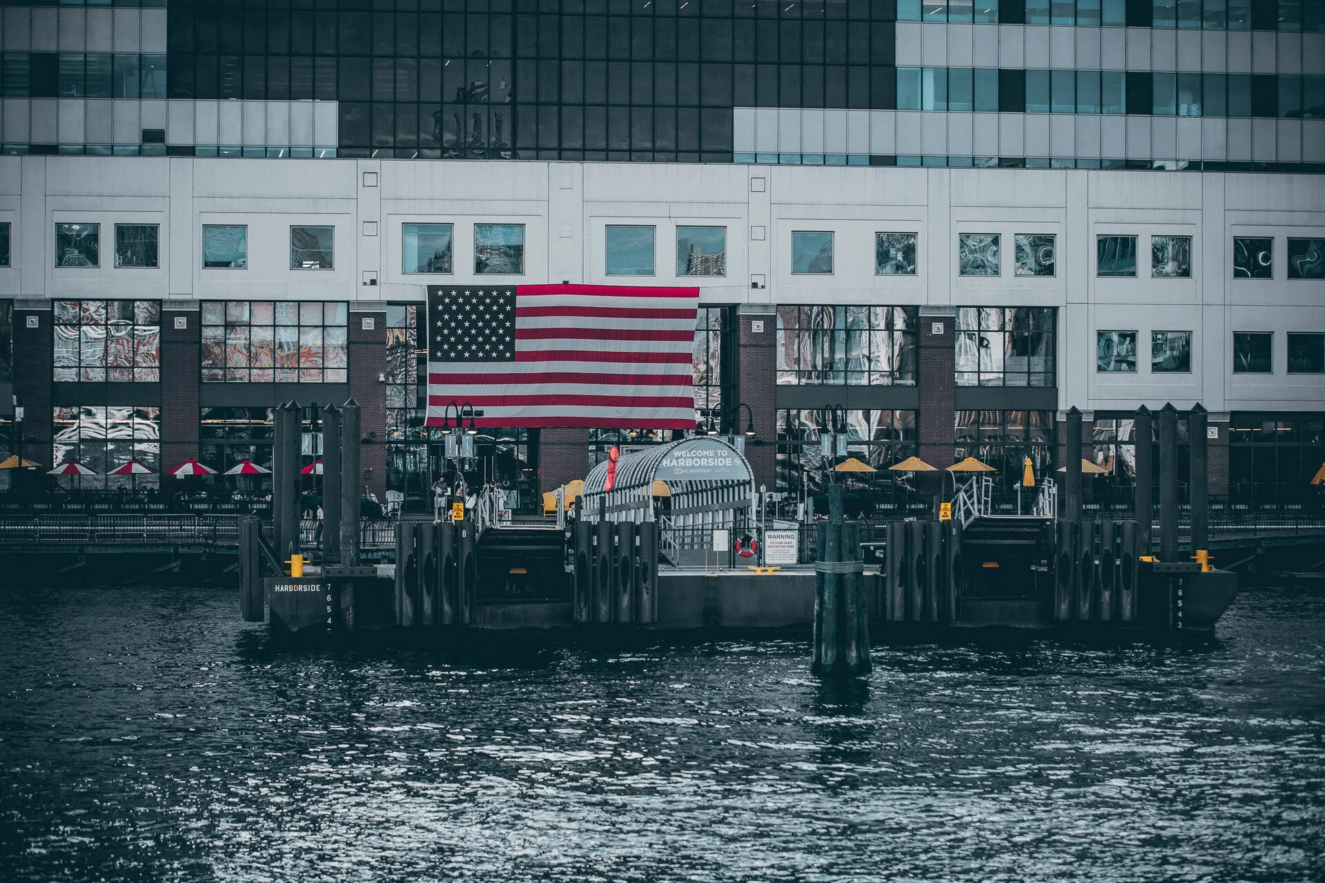 Ferry-9.jpg_compressed.JPEG