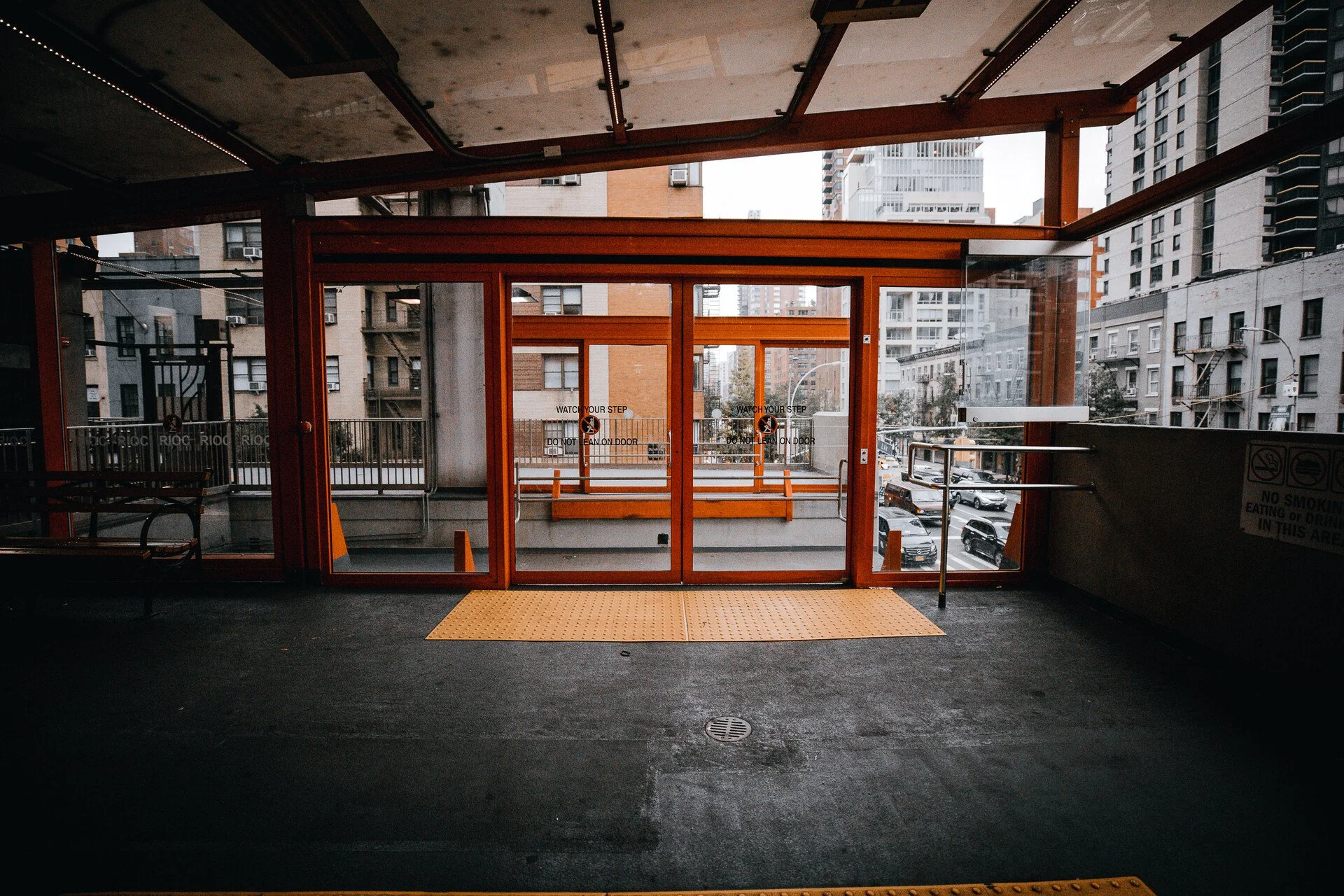 ROOSEVELT CABLE CAR - NYC 7.JPEG