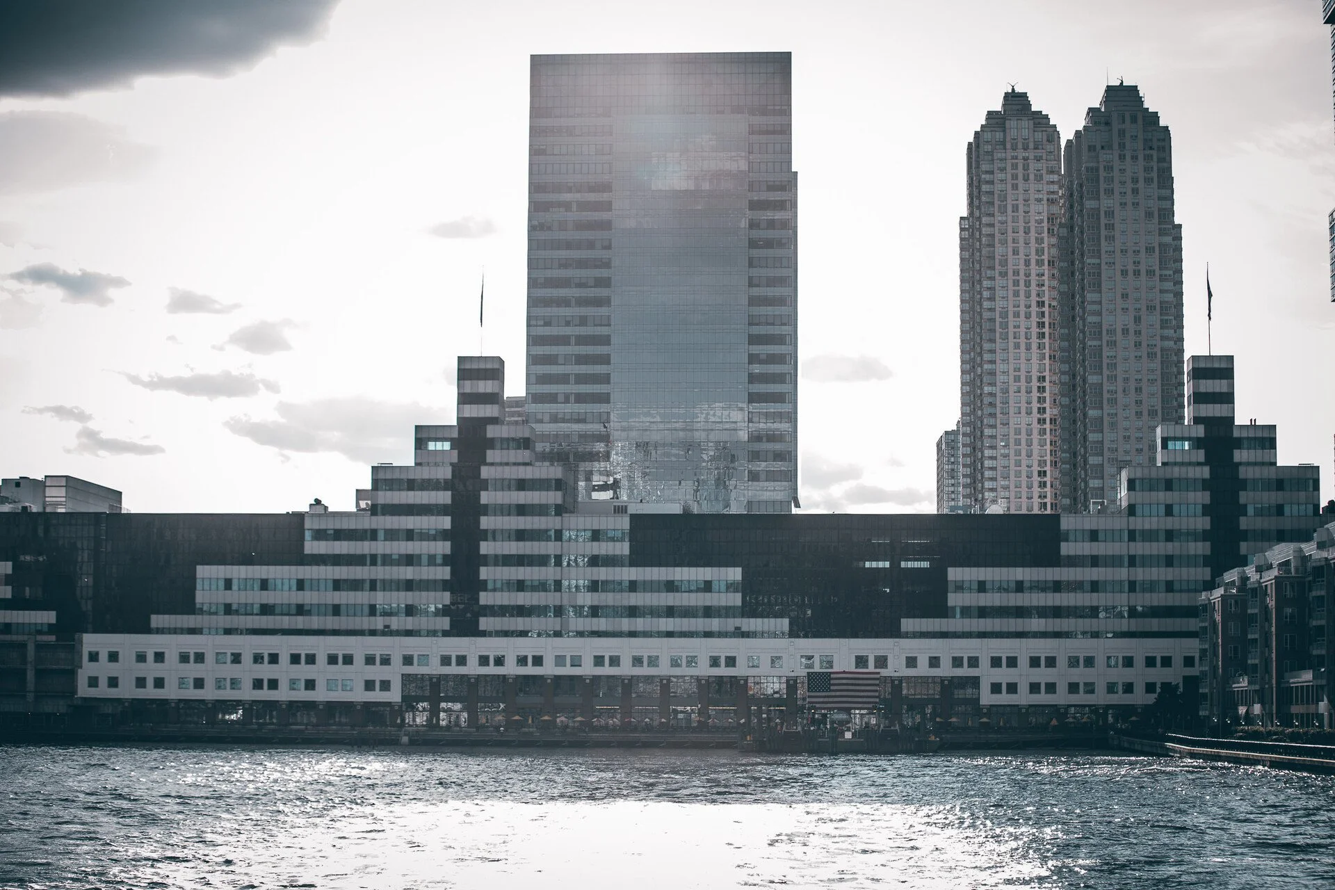 Ferry-13.jpg_compressed.JPEG