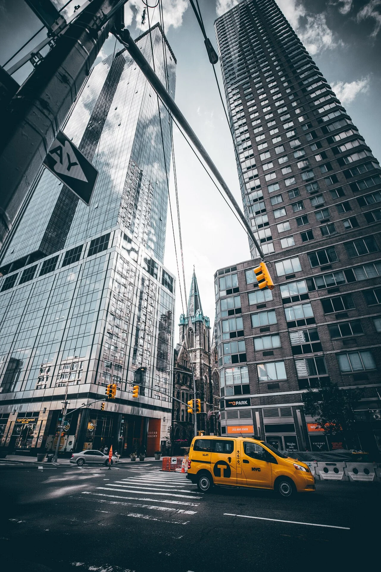 10TH AVE - NYC 8.JPEG