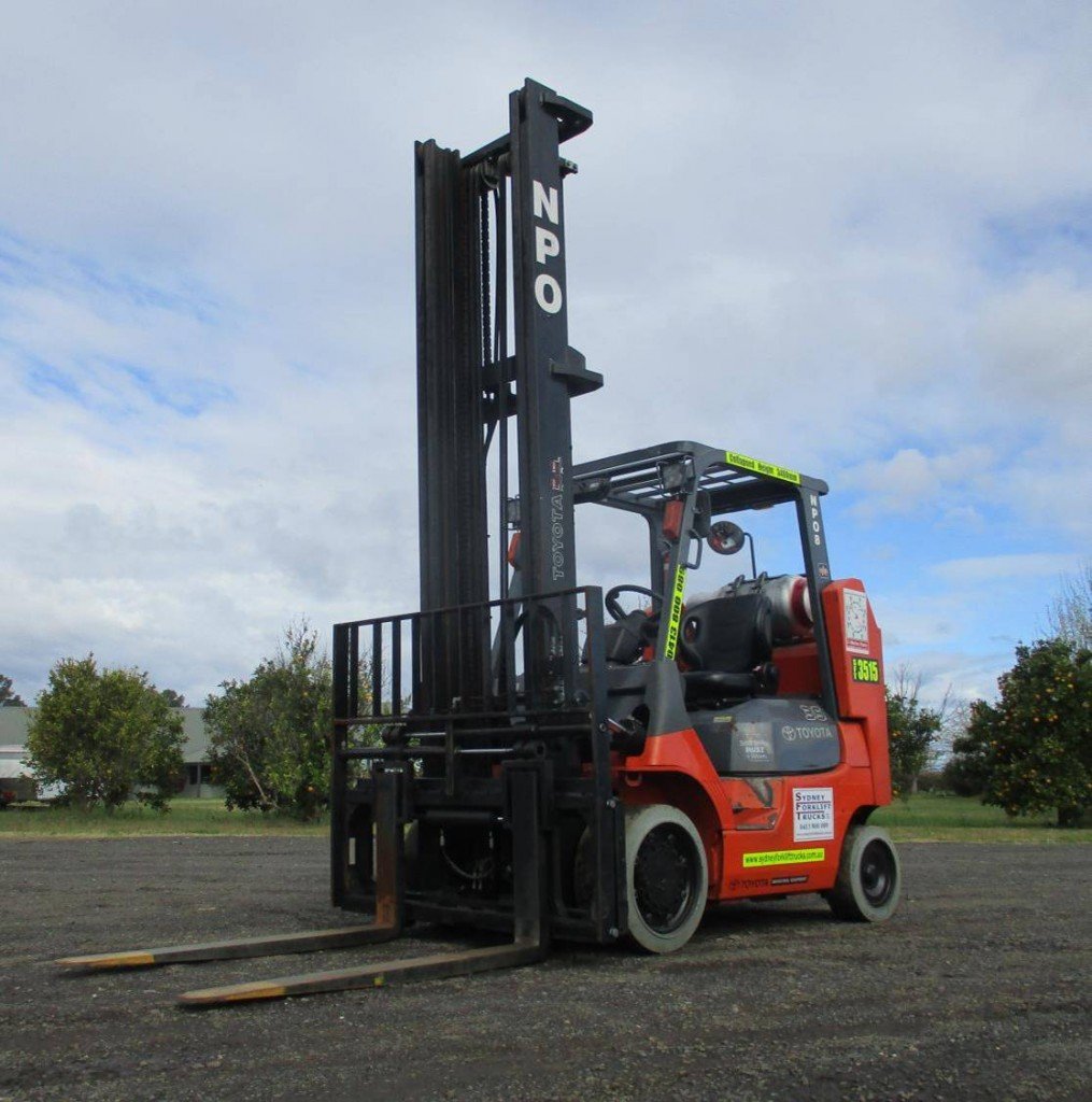 Toyota-Model-7FGCU35-BC-3.5-Tonn-Counterbalance-Forklift-front-1015x1024.jpg