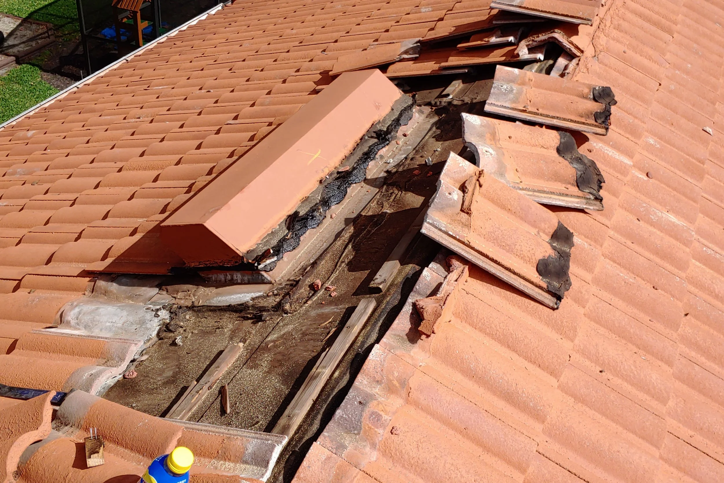 Tile roof repair in Orange tree neighborhood of Dr Phillips FL