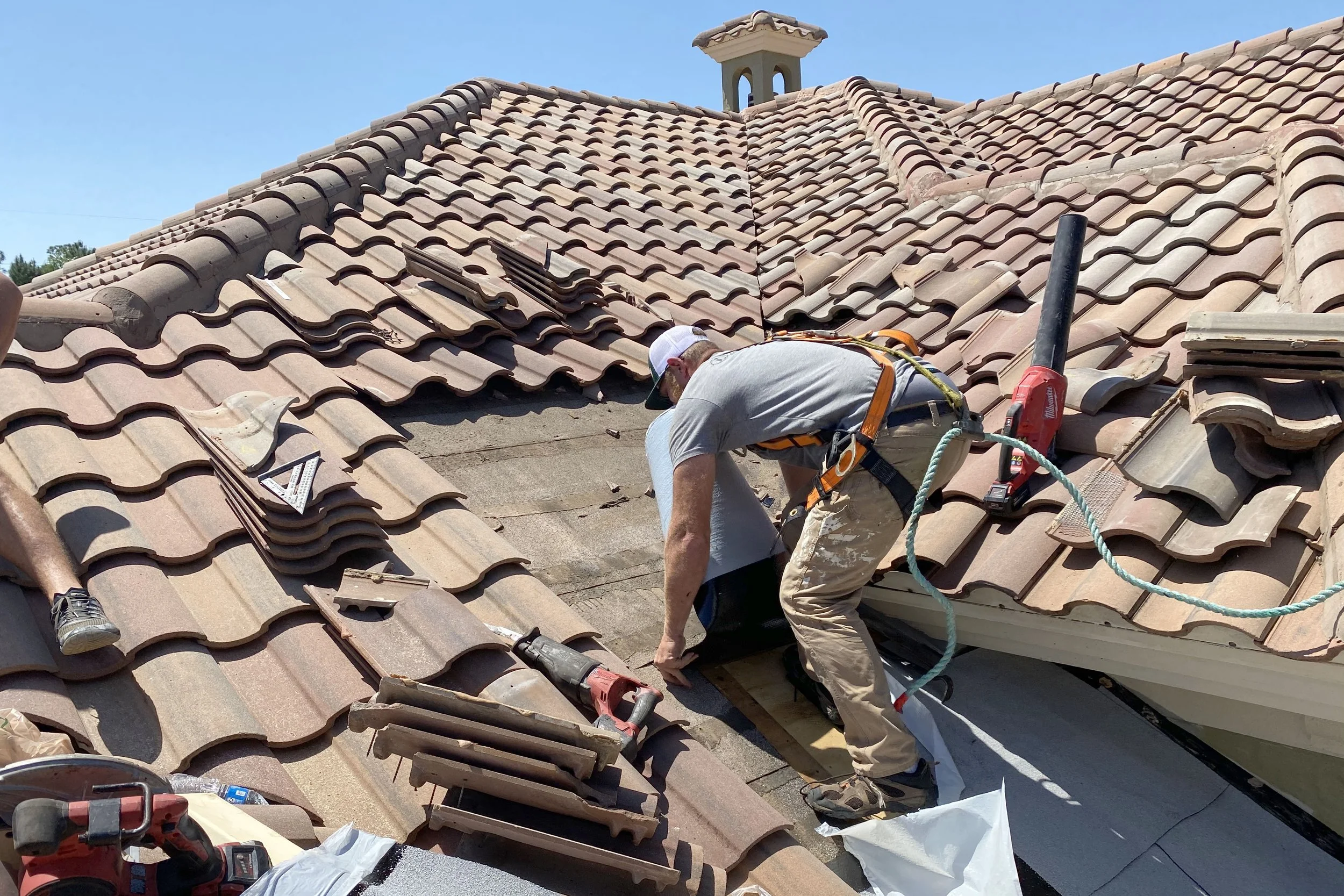 Northmen_Roofing-Tile_Roof_Valley_Repair-2.jpeg