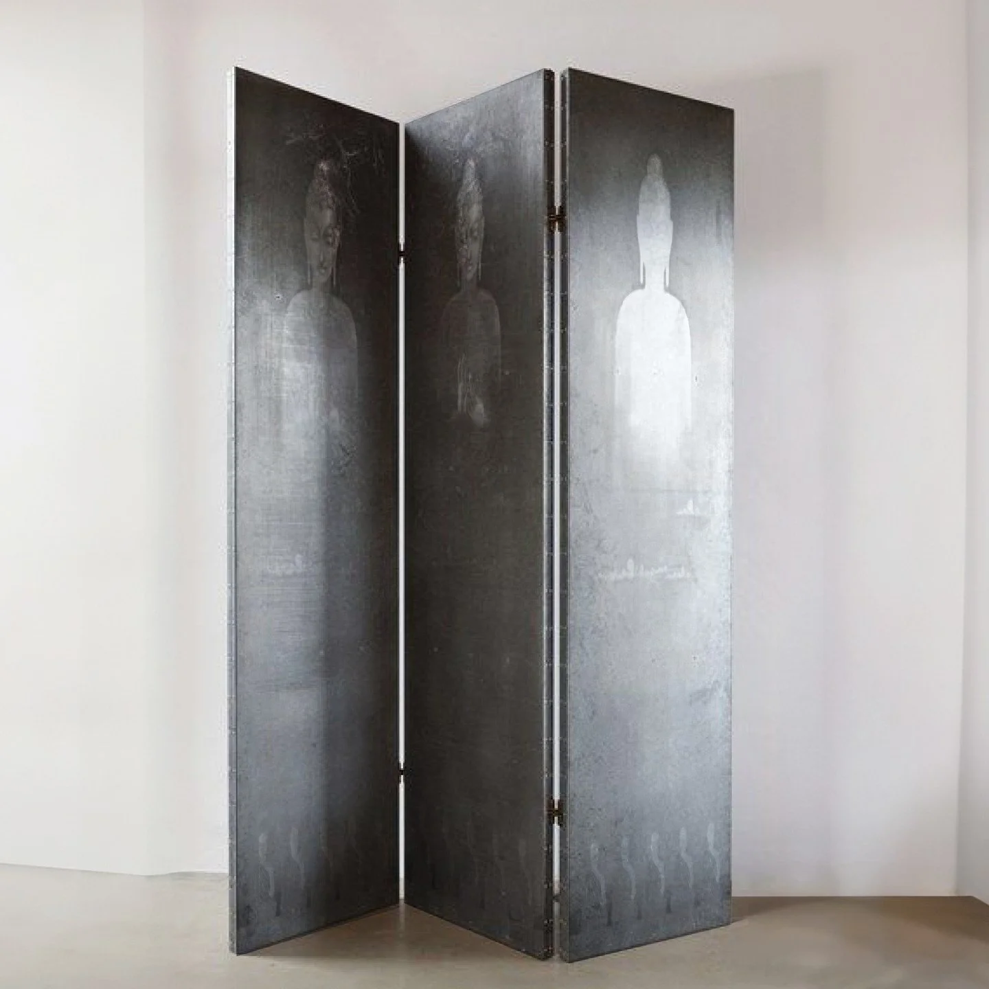 METAMODERN Design Studio -

Buddha Metal Screens