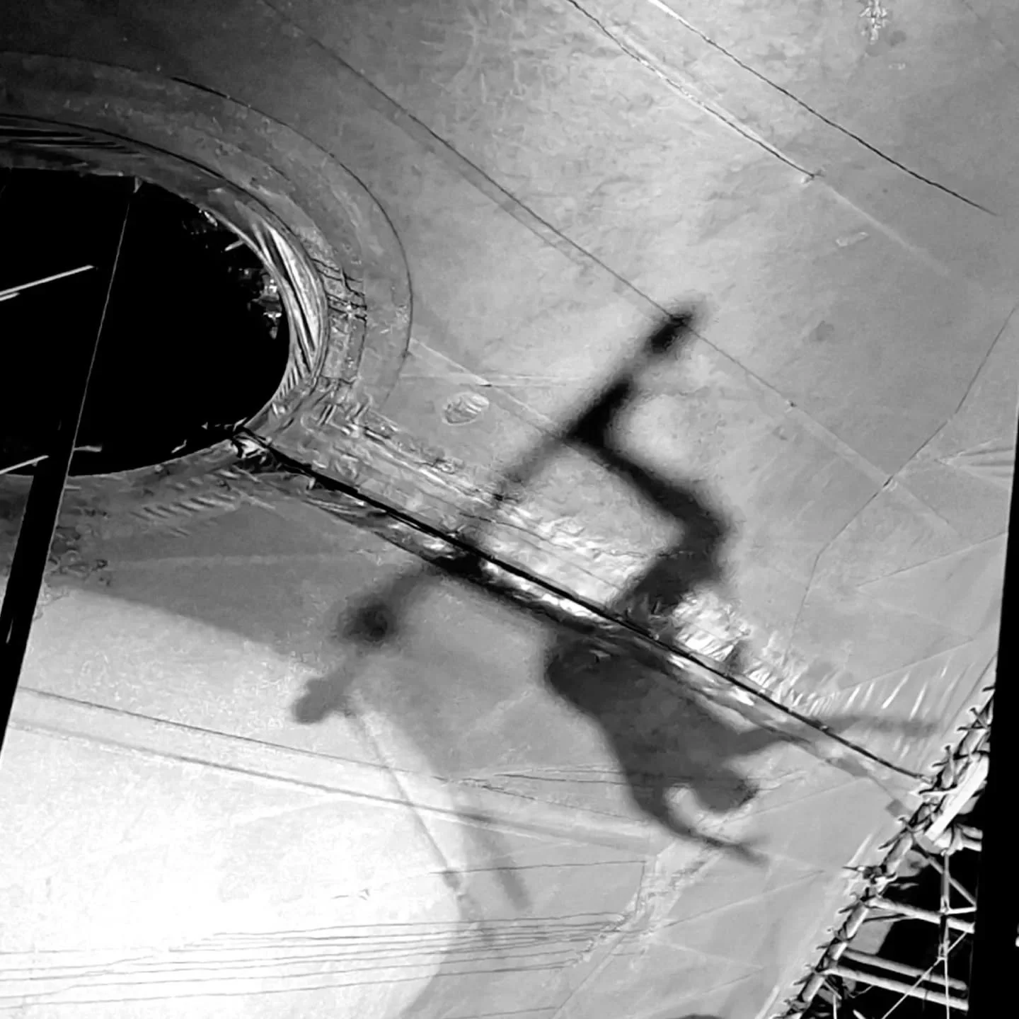 Acrobate, Cirque Medrano, hippodrome du Bouscat 📷1 &amp; Diff&eacute;rents points de vue 📷2 par @benstreet.raw