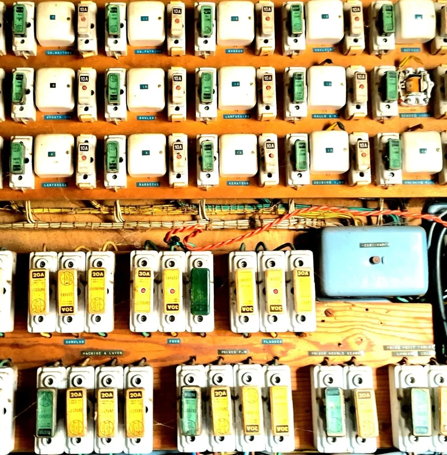 Tableau - je p&egrave;te les plombs par @benstreet.raw 📷