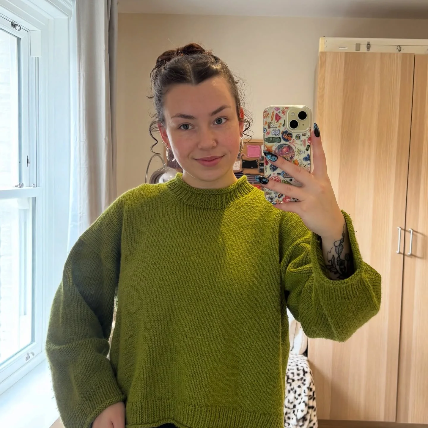 I&rsquo;m gonna be real with you I think this might be my most worn piece of knitwear ever?!? It&rsquo;s definitely top 3 anyway. I knit this around 2 years ago and considering I have never de-pilled or really looked after this properly in anyway it&