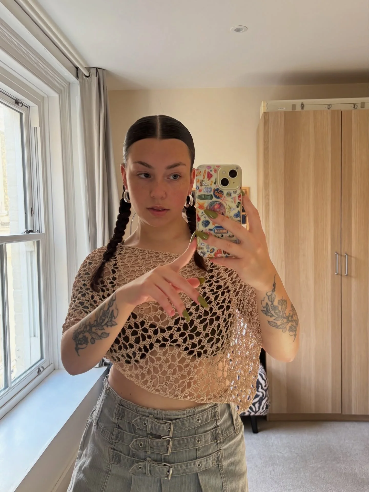 Beach day 🌞 I&rsquo;ve been loving seeing all the different ponchos and bikini covers popping up this year and knew I had to make one of my own 🌷 absolutely love this stitch pattern and the yarn was from a charity shop so double win!! Plus I have a