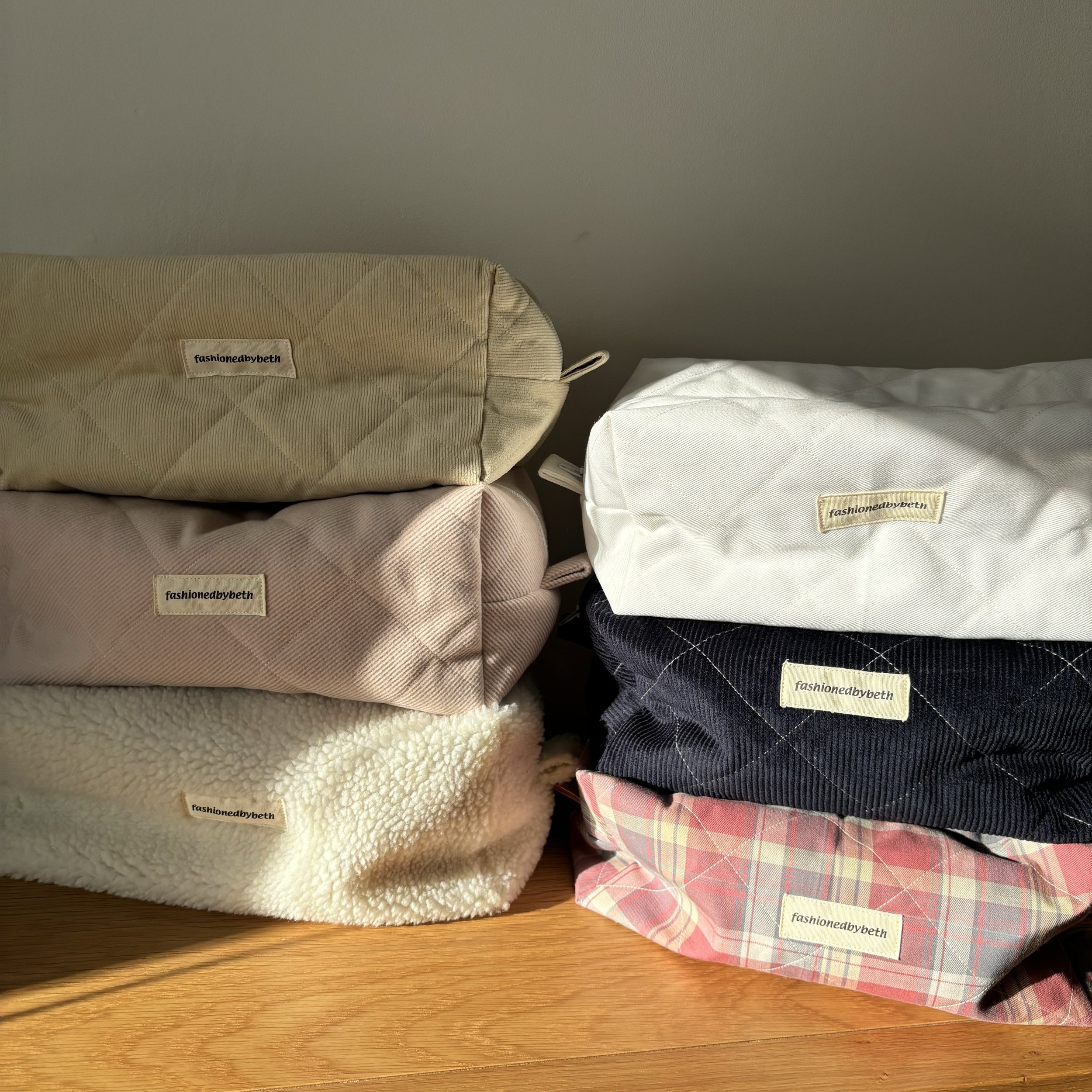 Maxi box pouch