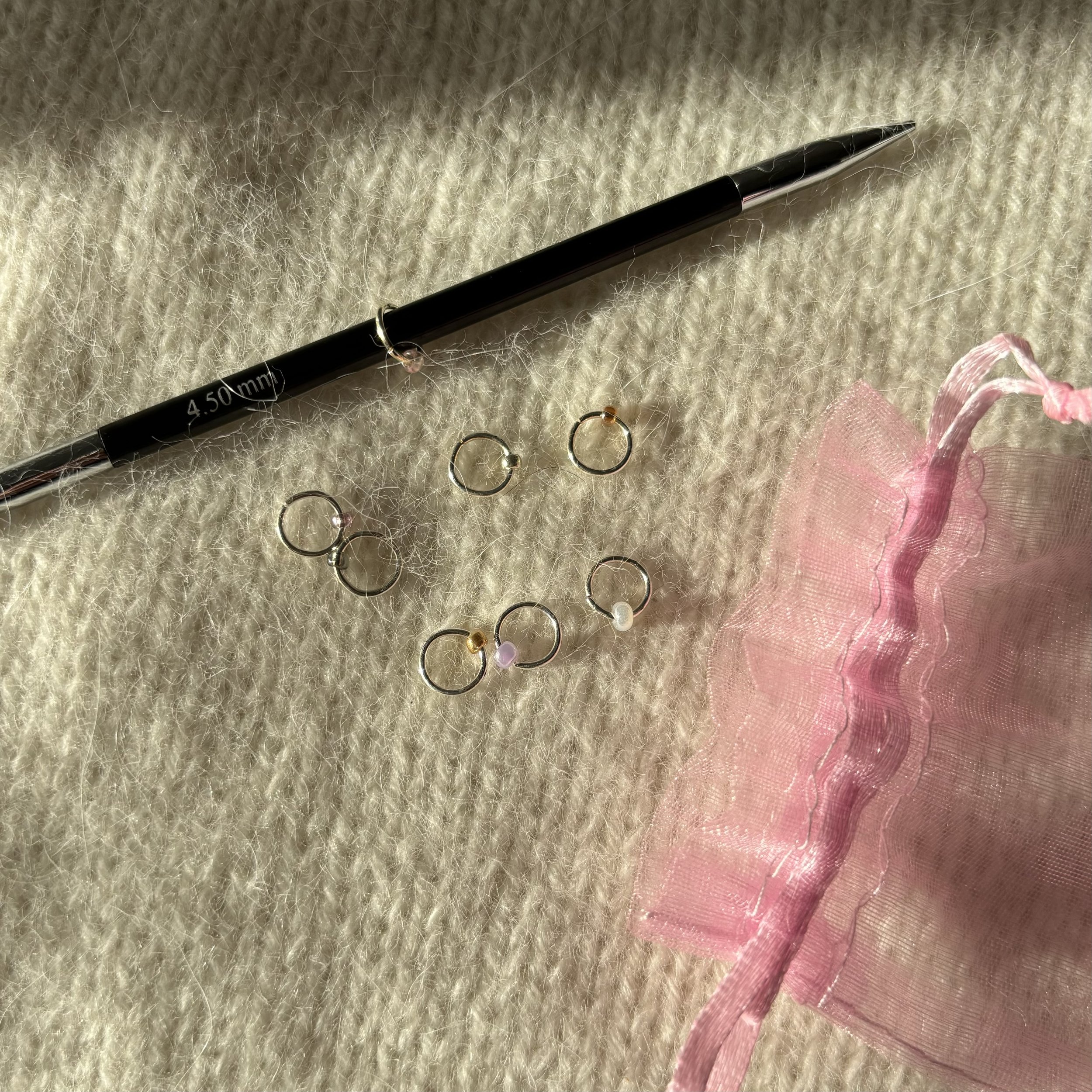 small stitch marker (set of 8)