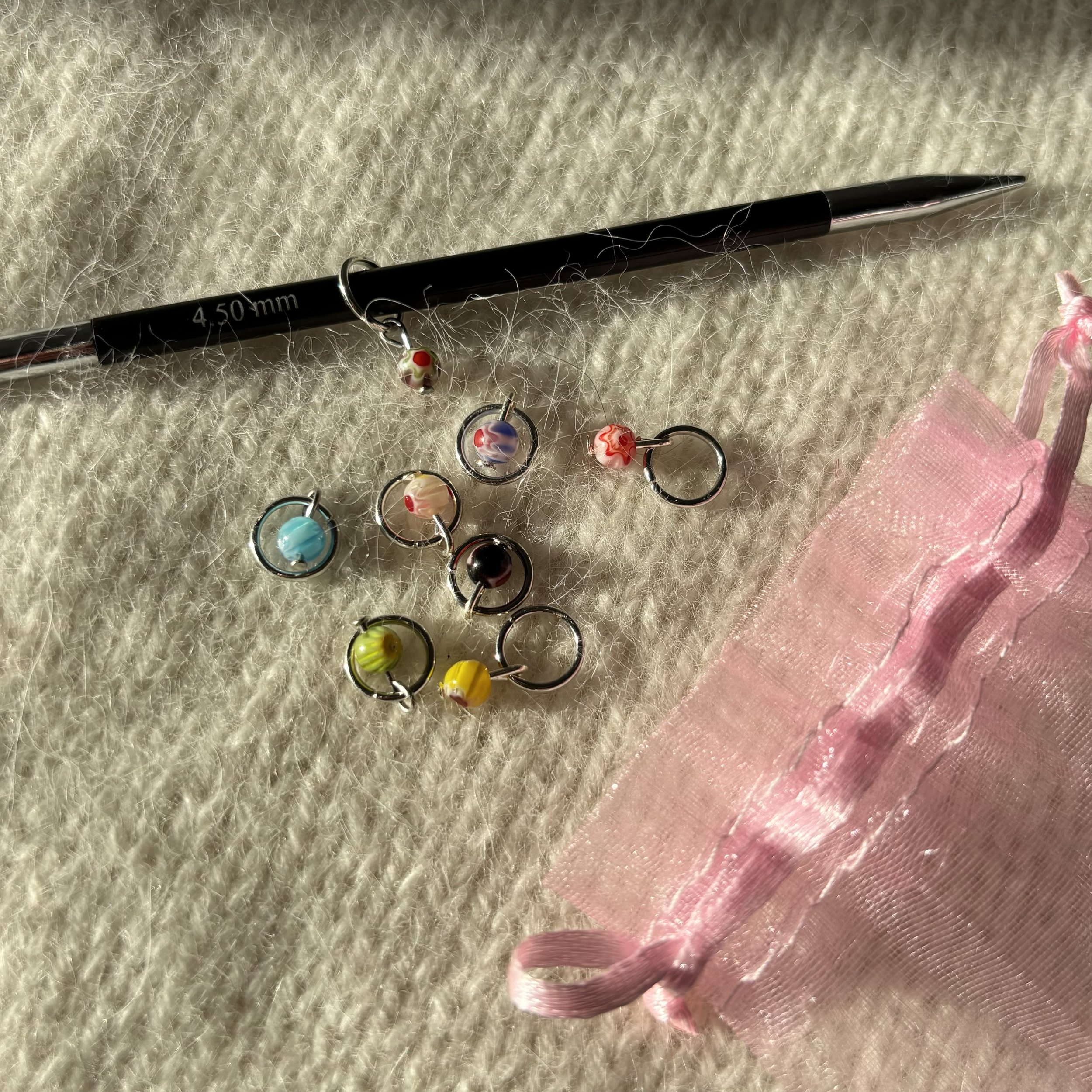 small stitch marker (set of 8)