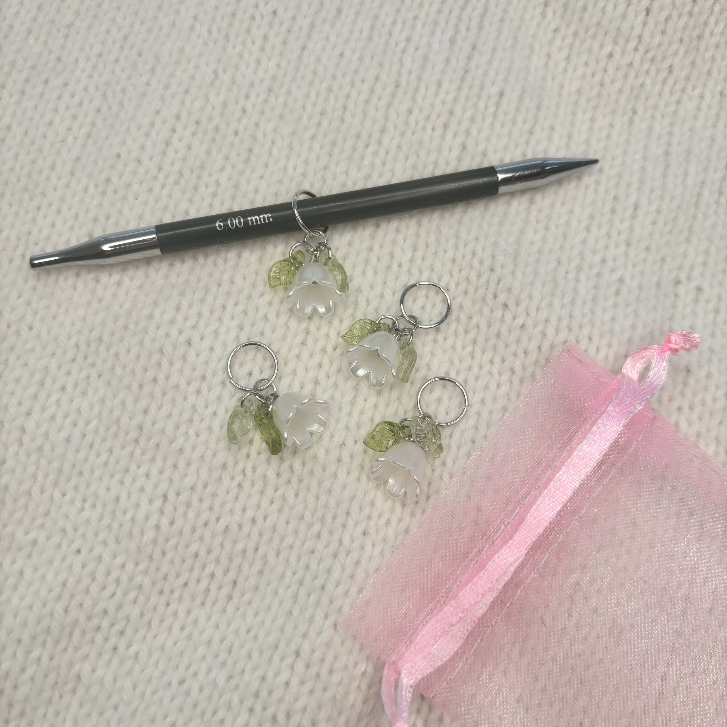 Medium stitch marker (set of 4)