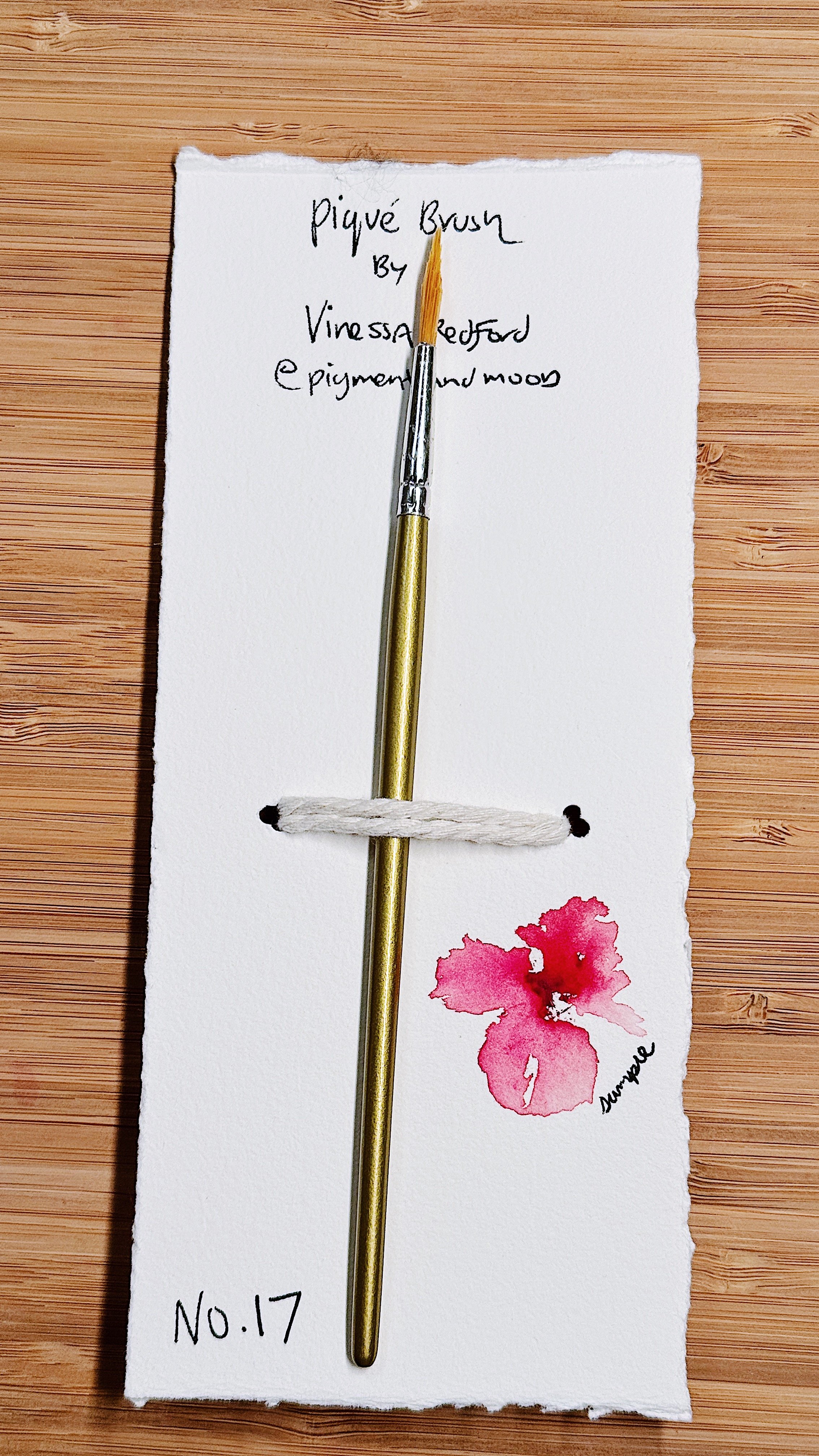 Piqué Brush No. 17