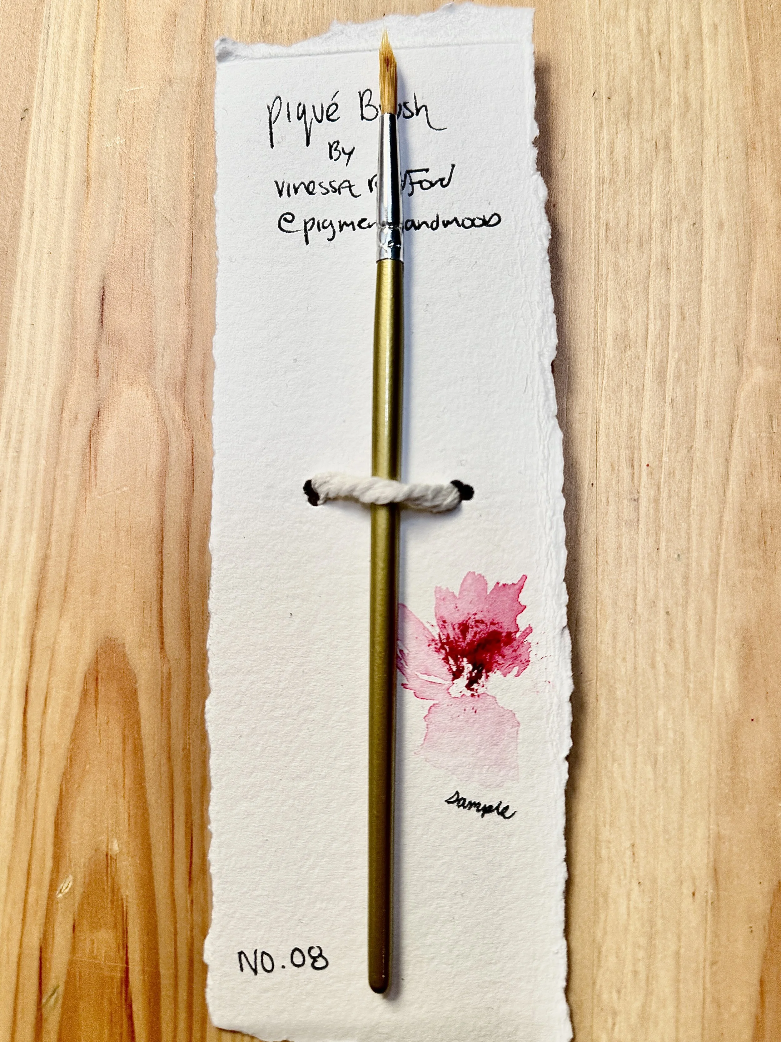 Pique Brush No. 8