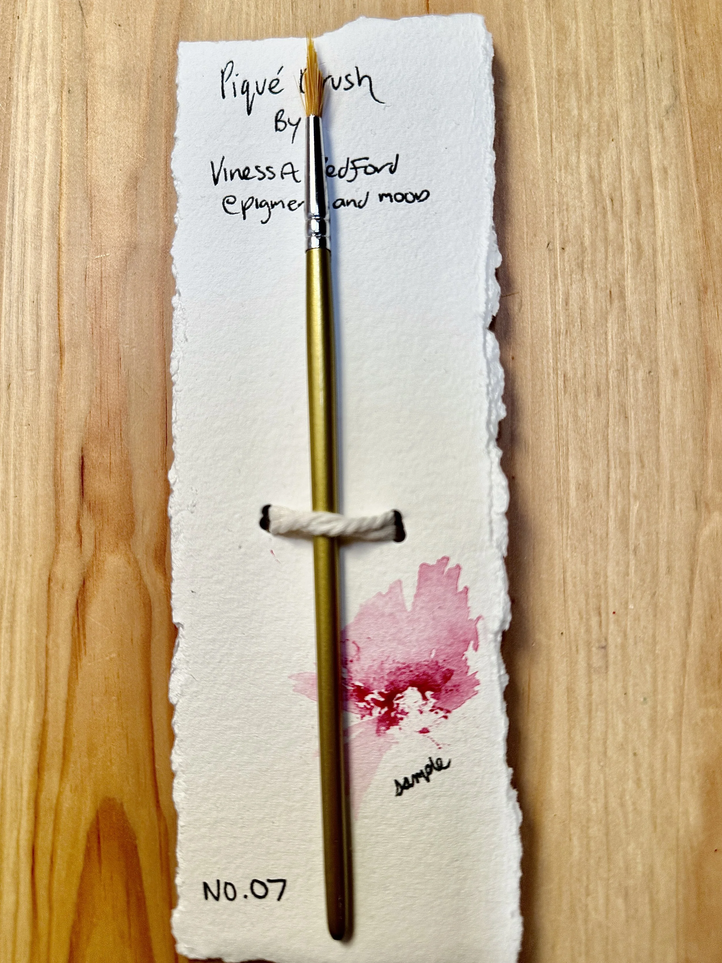 Piqué Brush No. 7