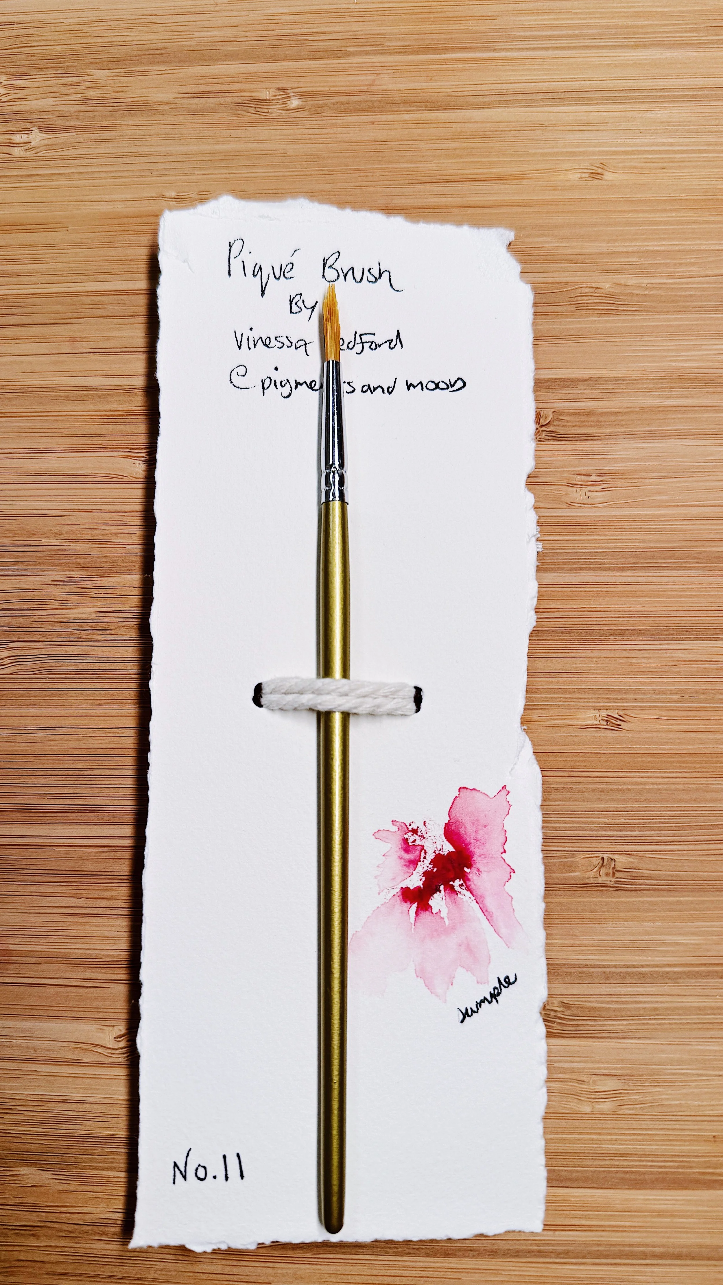 Piqué Brush No. 11