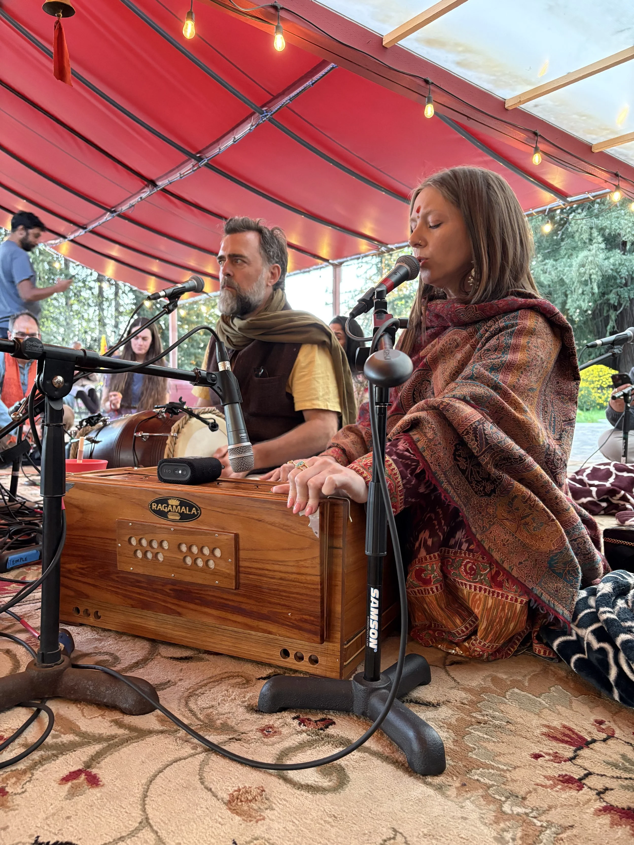 Kirtan with Prajna Vieira, David Estes, & David Balakrishnan