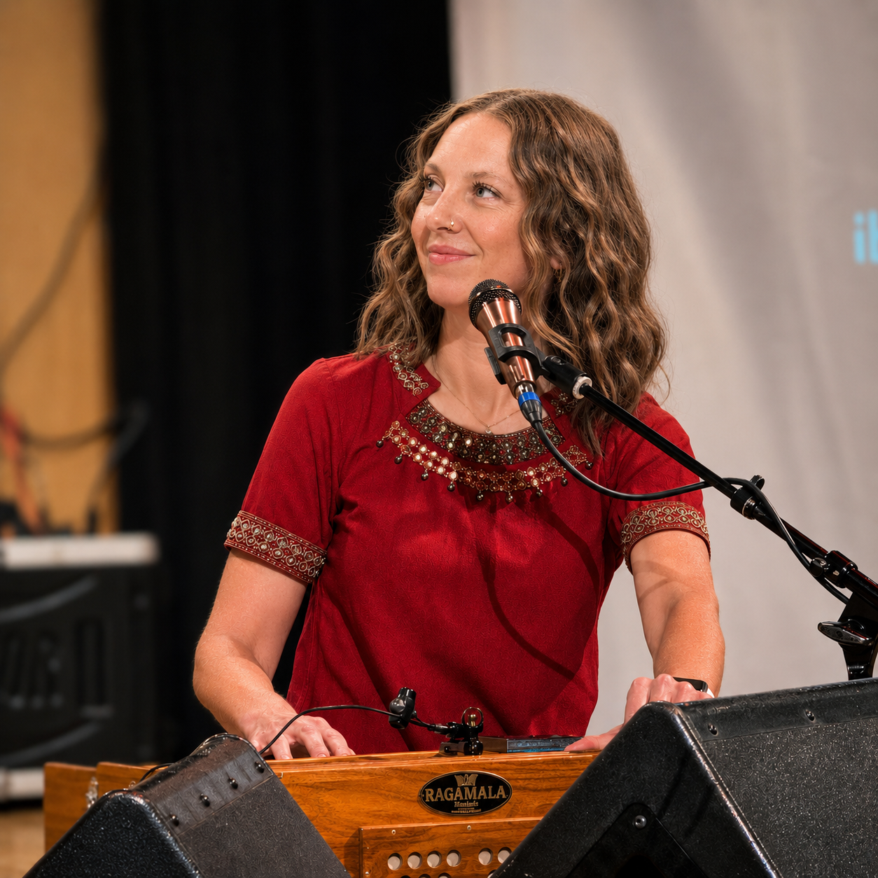 Kirtan with Prajna Vieira & Friends