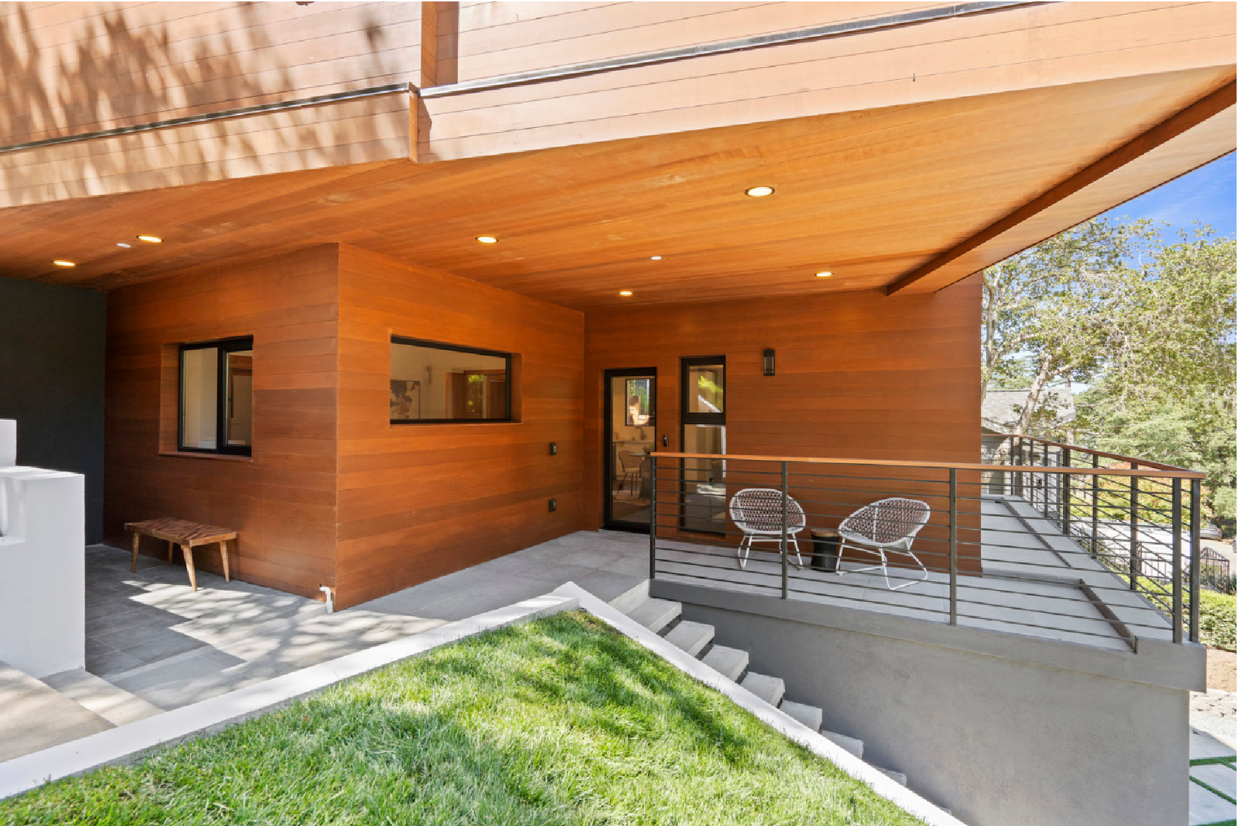 Realty Company Photos 6.png