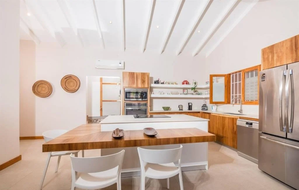 Casa Mapache Kitchen.jpg