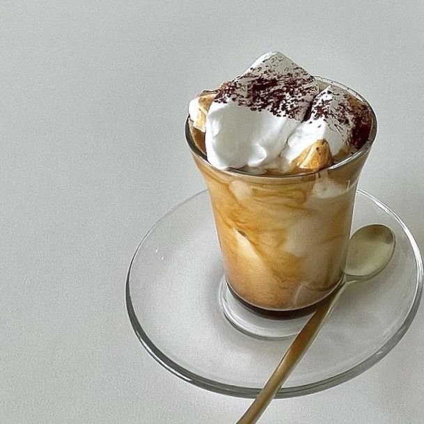 Caramelo Cloud Latte