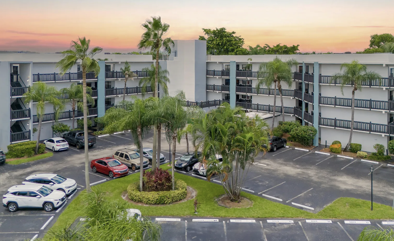 1021 Mockingbird Lane UNIT 207, Plantation, FL